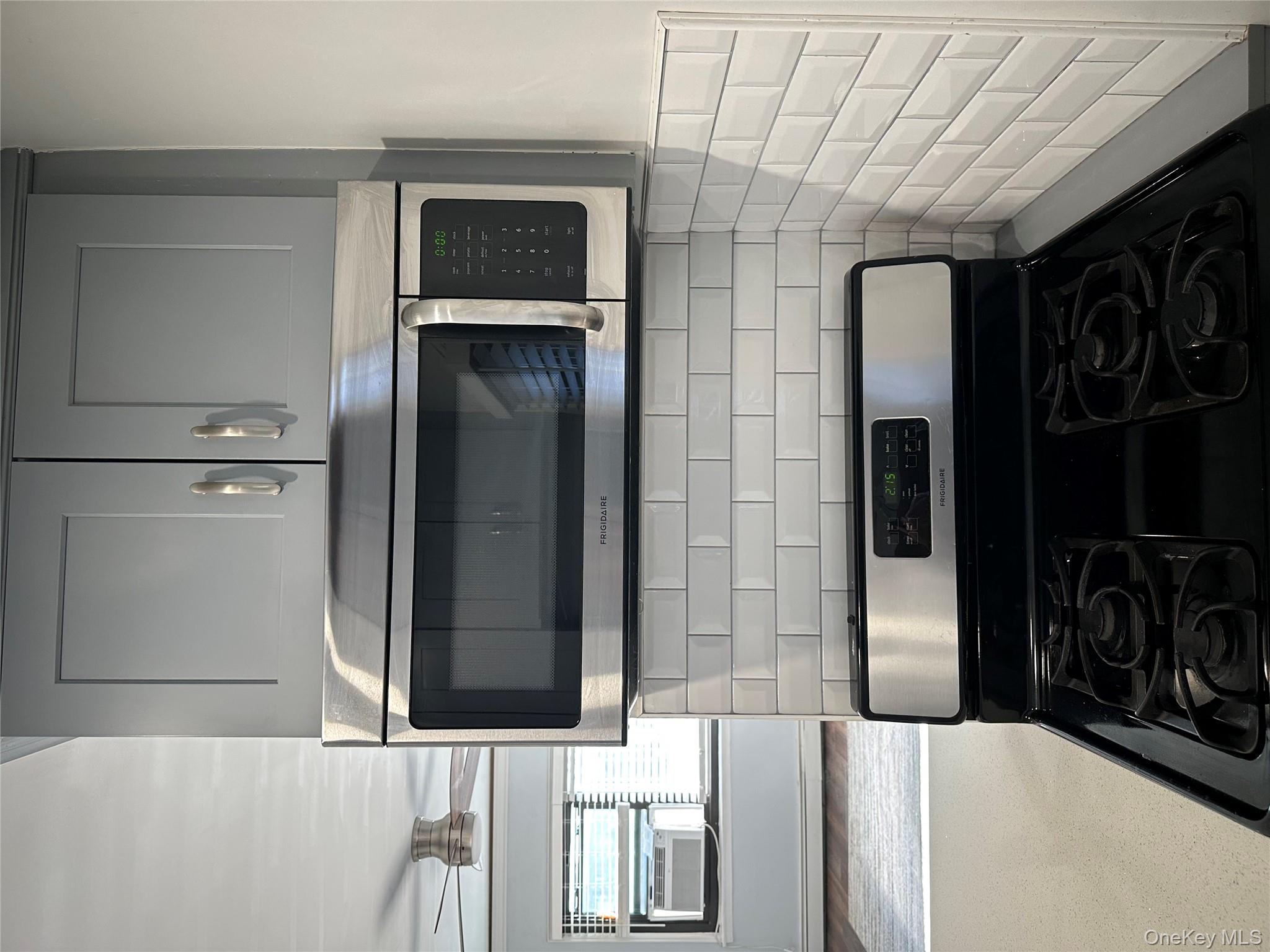 #20 photo, 55 Tulip Avenue, ناسو Floral Park , NY 11001