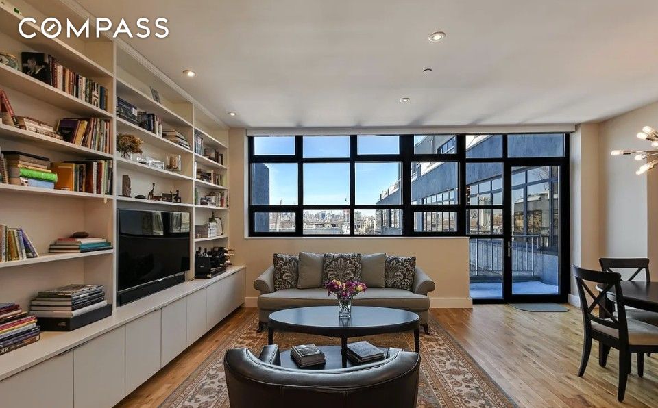 #4 photo, 360 Furman Street, הברונקס Brooklyn Heights , NY 11201