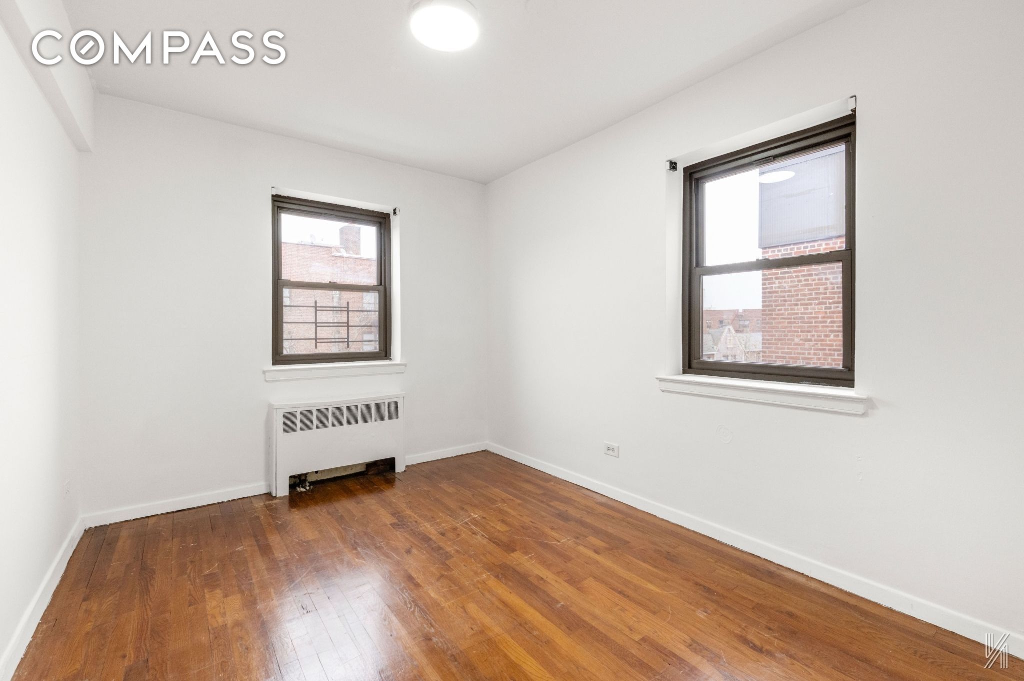 #13 photo, 34-10 94th Street, كوينز Jackson Heights , NY 11372