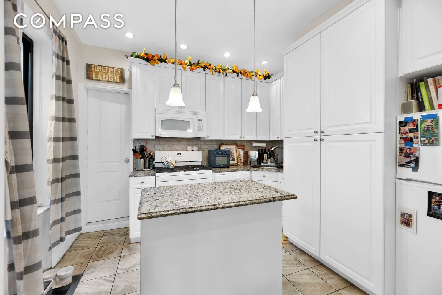 #4 photo, 571 8th Street, 브루클린 Park Slope , NY 11215