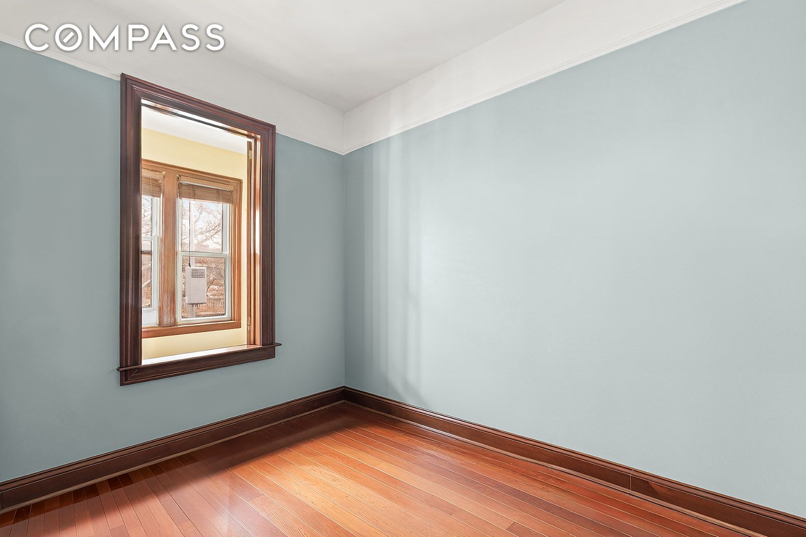 #7 photo, 742 44th Street, Бруклин ‖ Sunset Park , NY 11220