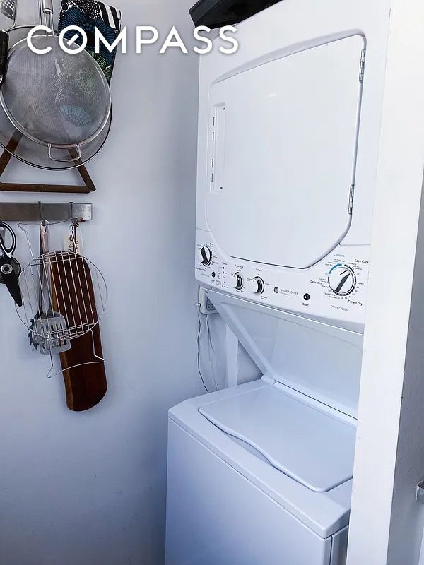 #4 photo, 384 Court Street, Бруклин ‖ Carroll Gardens , NY 11231