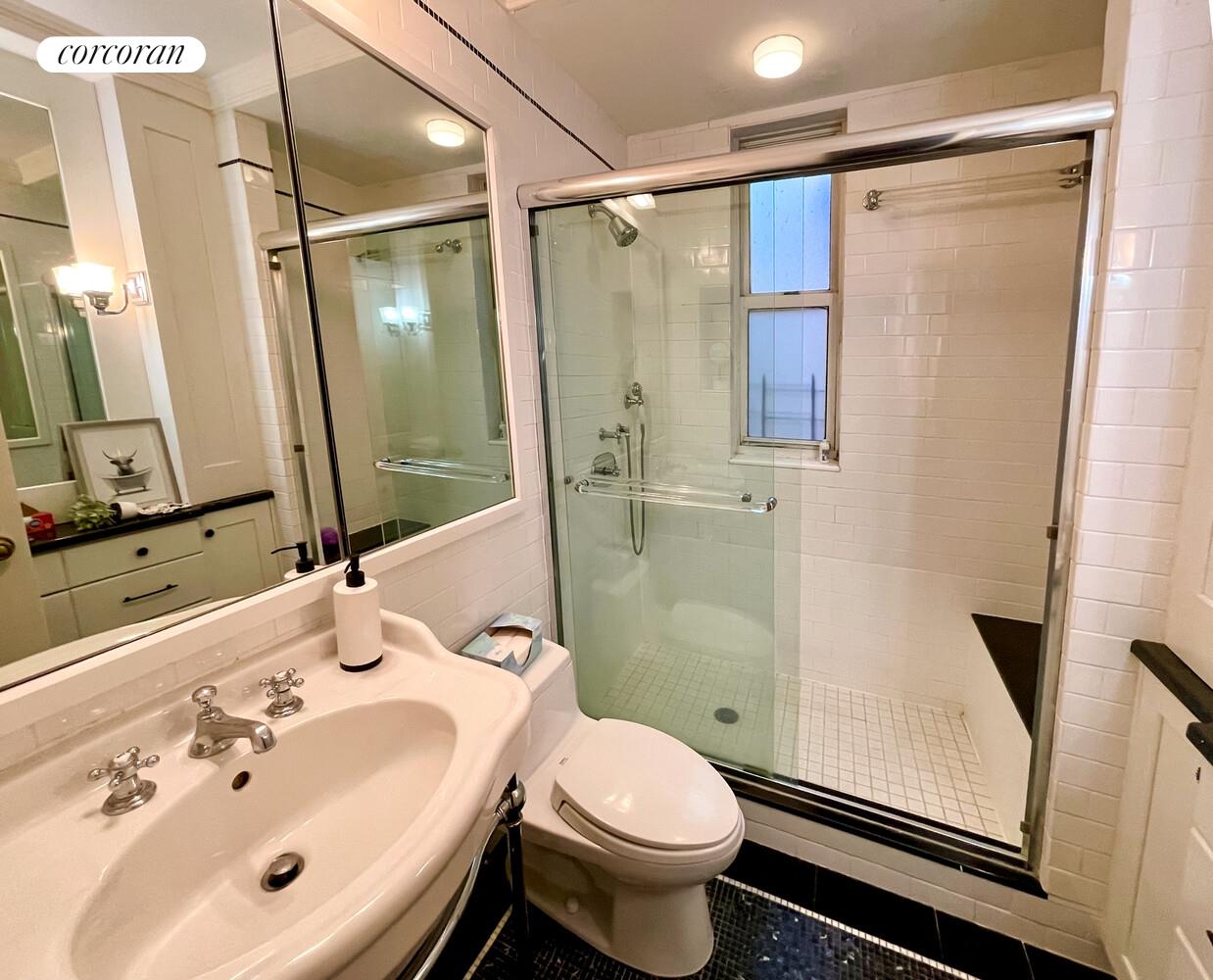 #10 photo, 607 W END Avenue, Upper West Side , NY 10024