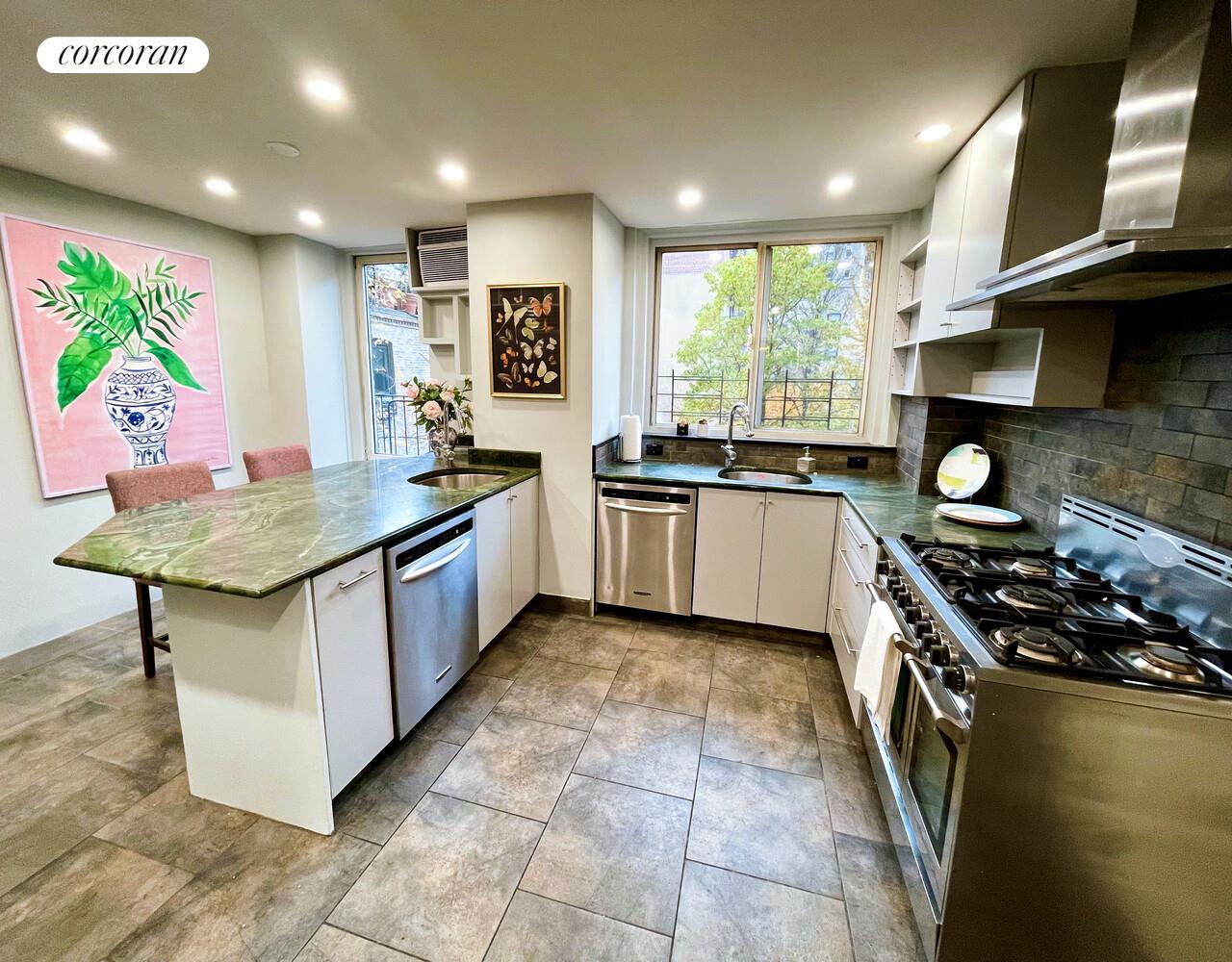 #13 photo, 607 W END Avenue, Upper West Side , NY 10024