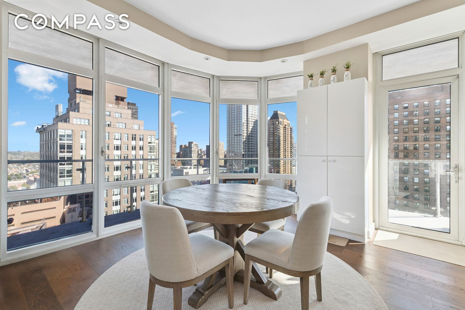 #3 photo, 555 W 59th Street, مانهاتن Upper West Side , NY 10019