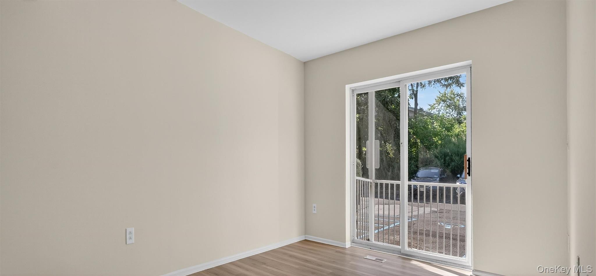 #13 photo, 10-12 Chestnut Street, Suffern , NY 10901