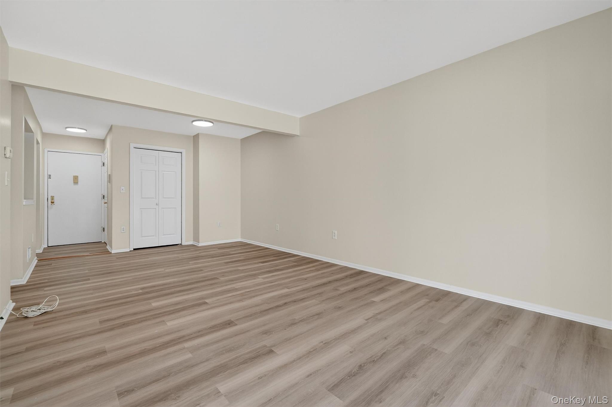 #14 photo, 10-12 Chestnut Street, Suffern , NY 10901