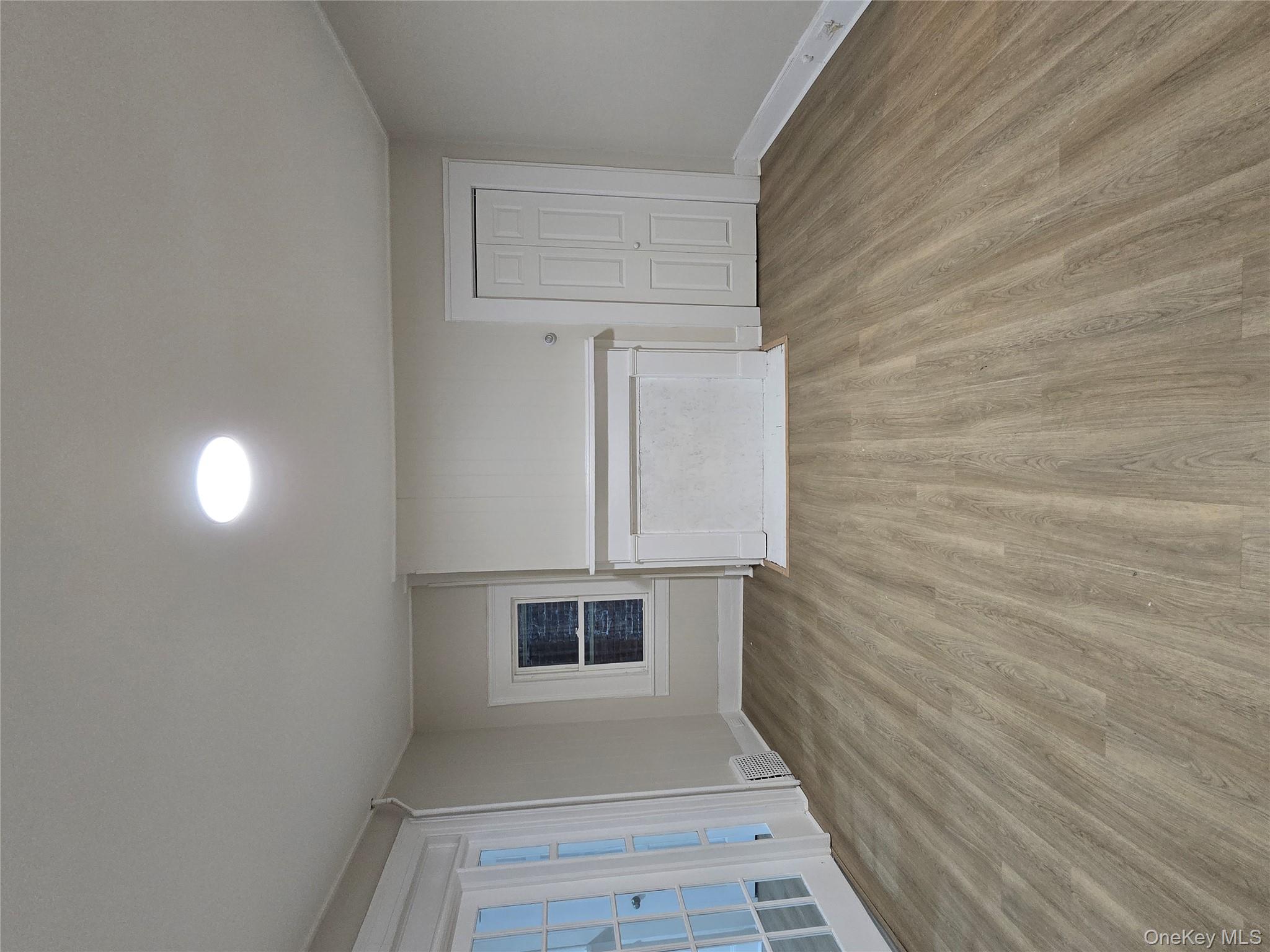 #5 photo, 185 Mill Street, Poughkeepsie , NY 12601