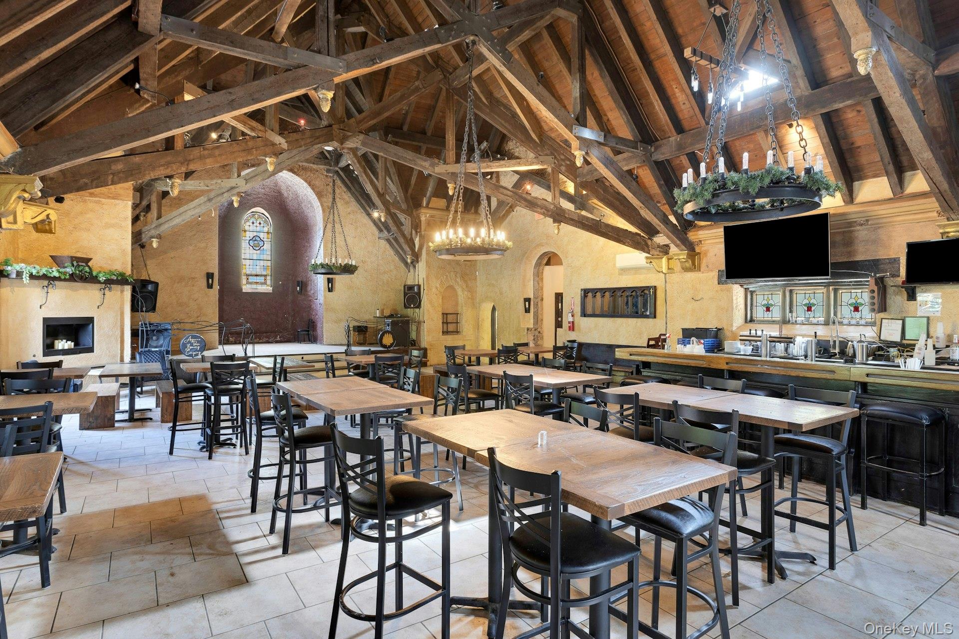 #17 photo, 1715 E Main Street, Mohegan Lake , NY 10547