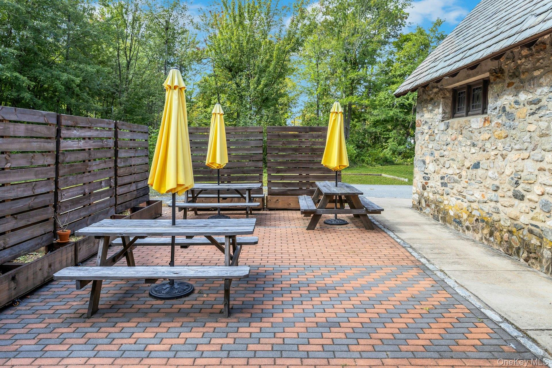 #6 photo, 1715 E Main Street, Mohegan Lake , NY 10547