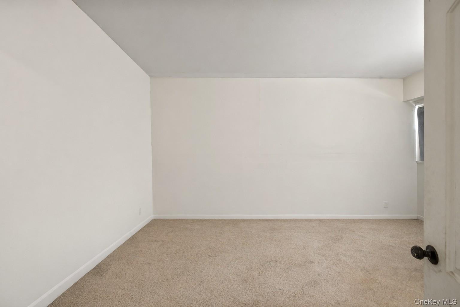 #7 photo, 4 Haskell Avenue, Suffern , NY 10901