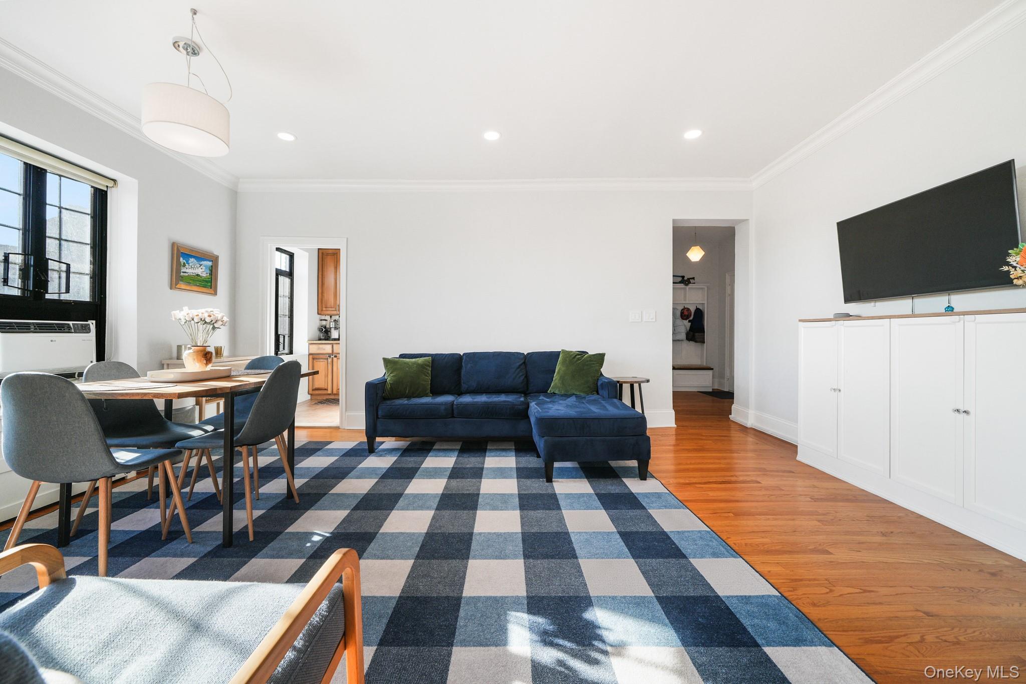 #7 photo, 45 Pondfield Road, ब्रोंक्स Bronxville , NY 10708