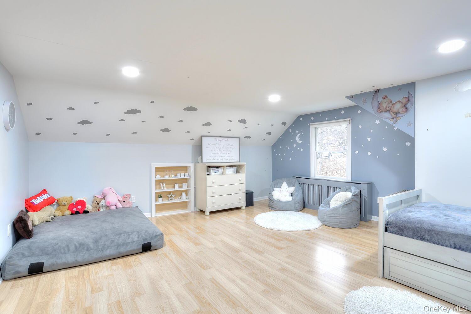 #15 photo, 15 Woodland Place, 뉴욕주 Airmont , NY 10952