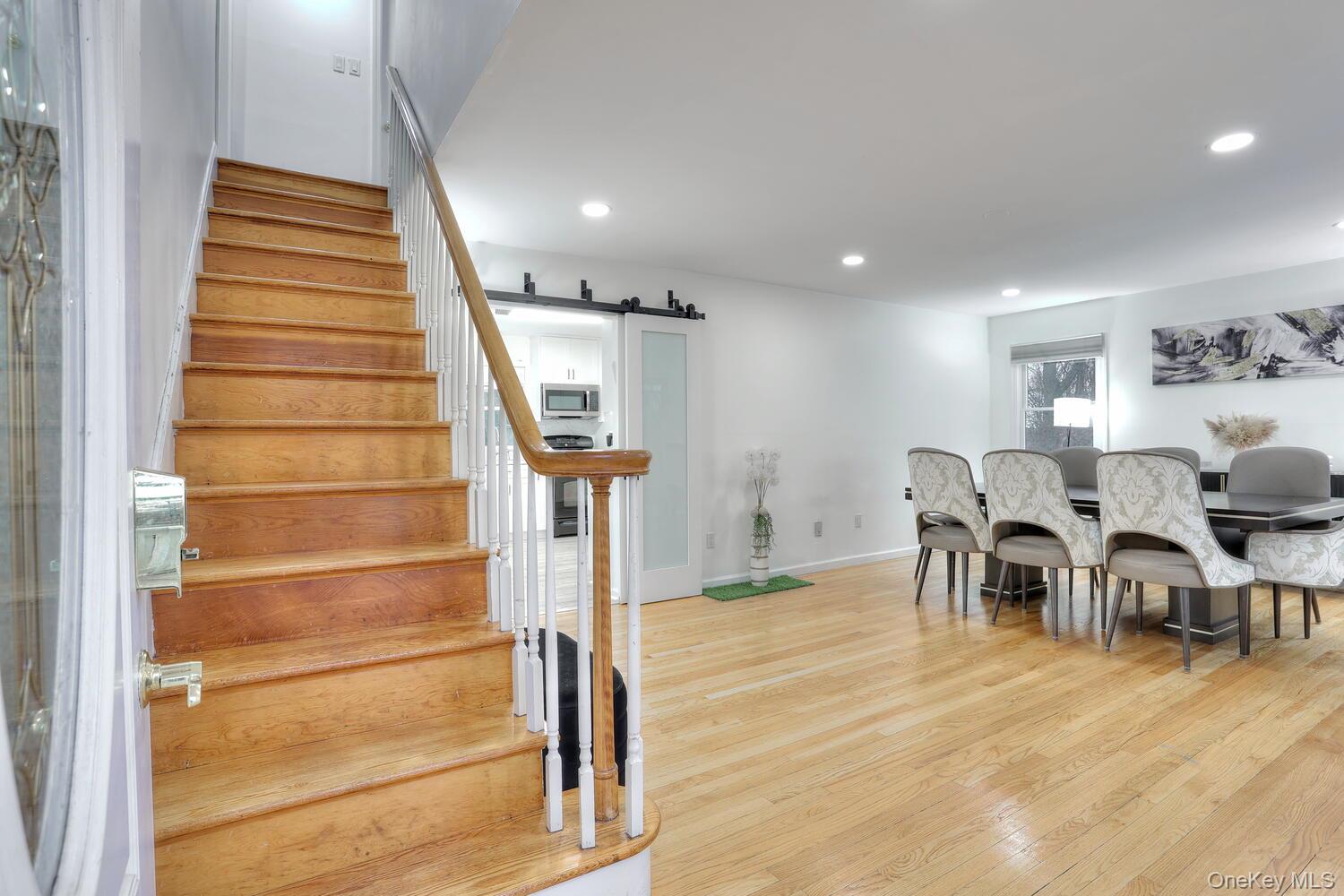 #3 photo, 15 Woodland Place, 뉴욕주 Airmont , NY 10952