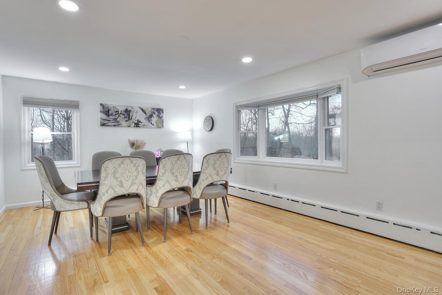 #4 photo, 15 Woodland Place, 뉴욕주 Airmont , NY 10952