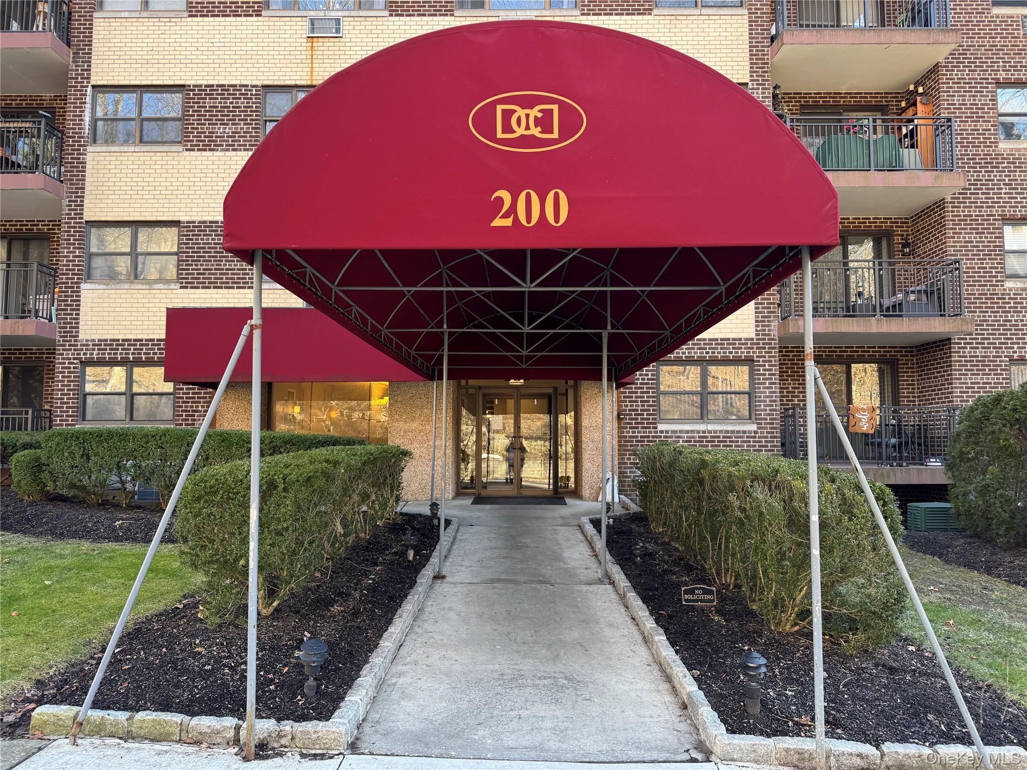 #2 photo, 200 Diplomat Drive, Mount Kisco , NY 10549