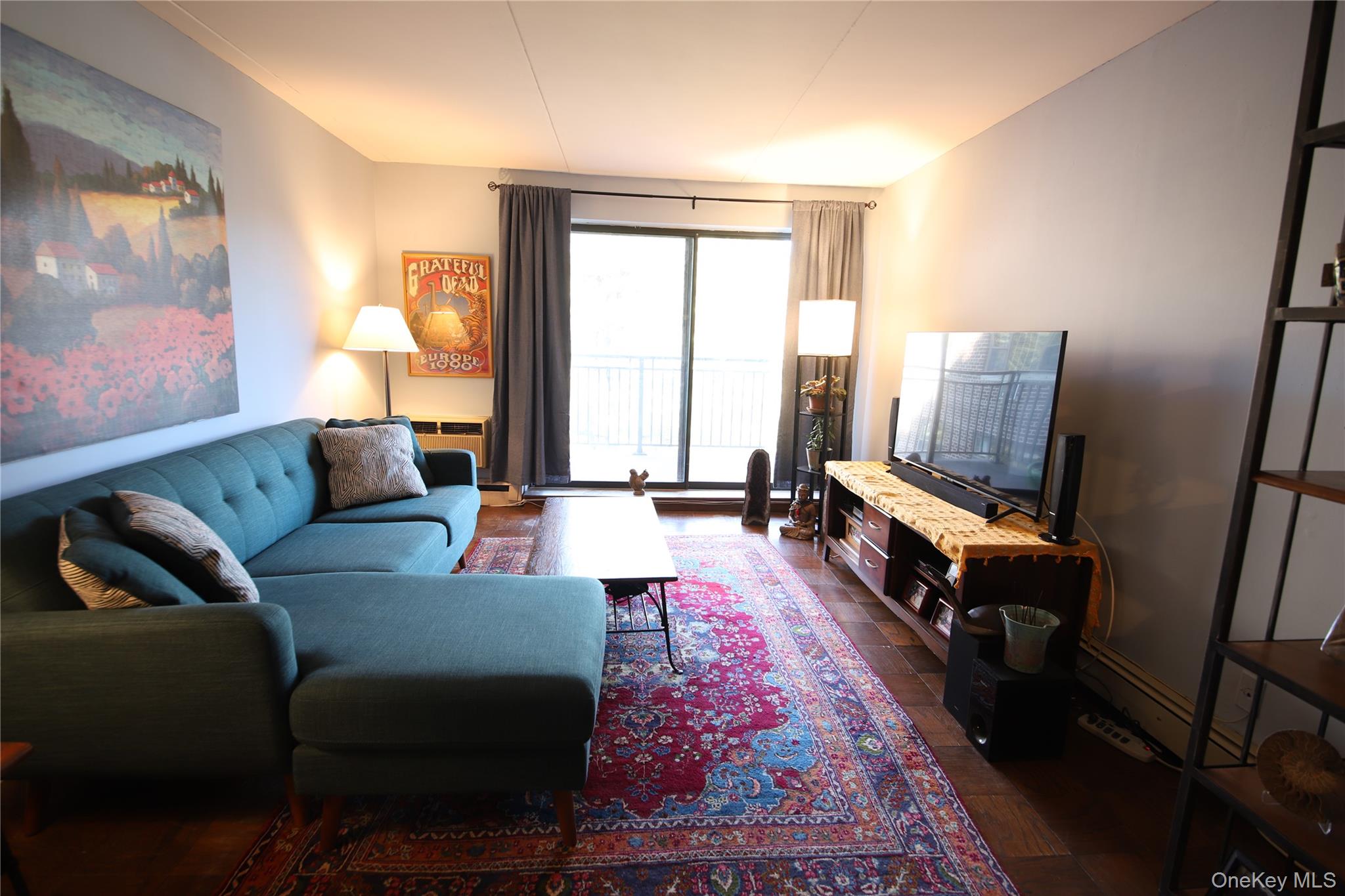 #4 photo, 200 Diplomat Drive, Mount Kisco , NY 10549