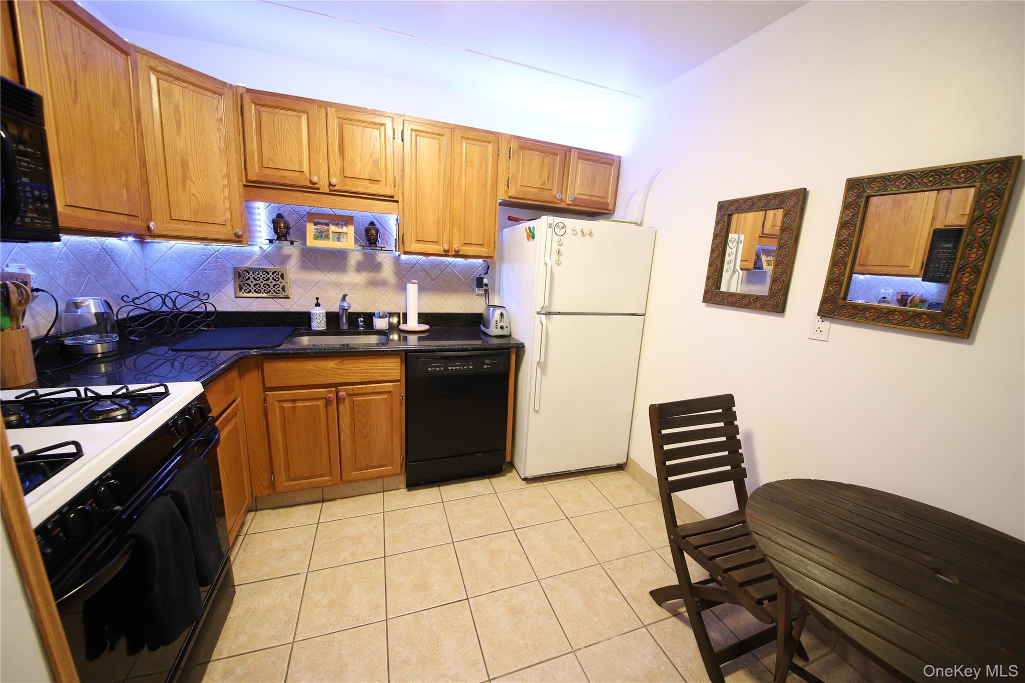 #6 photo, 200 Diplomat Drive, Mount Kisco , NY 10549