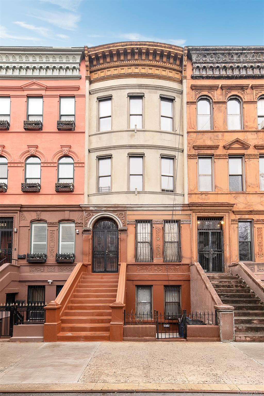 #5 photo, 361 W 120th Street, مانهاتن New York (Manhattan) , NY 10027