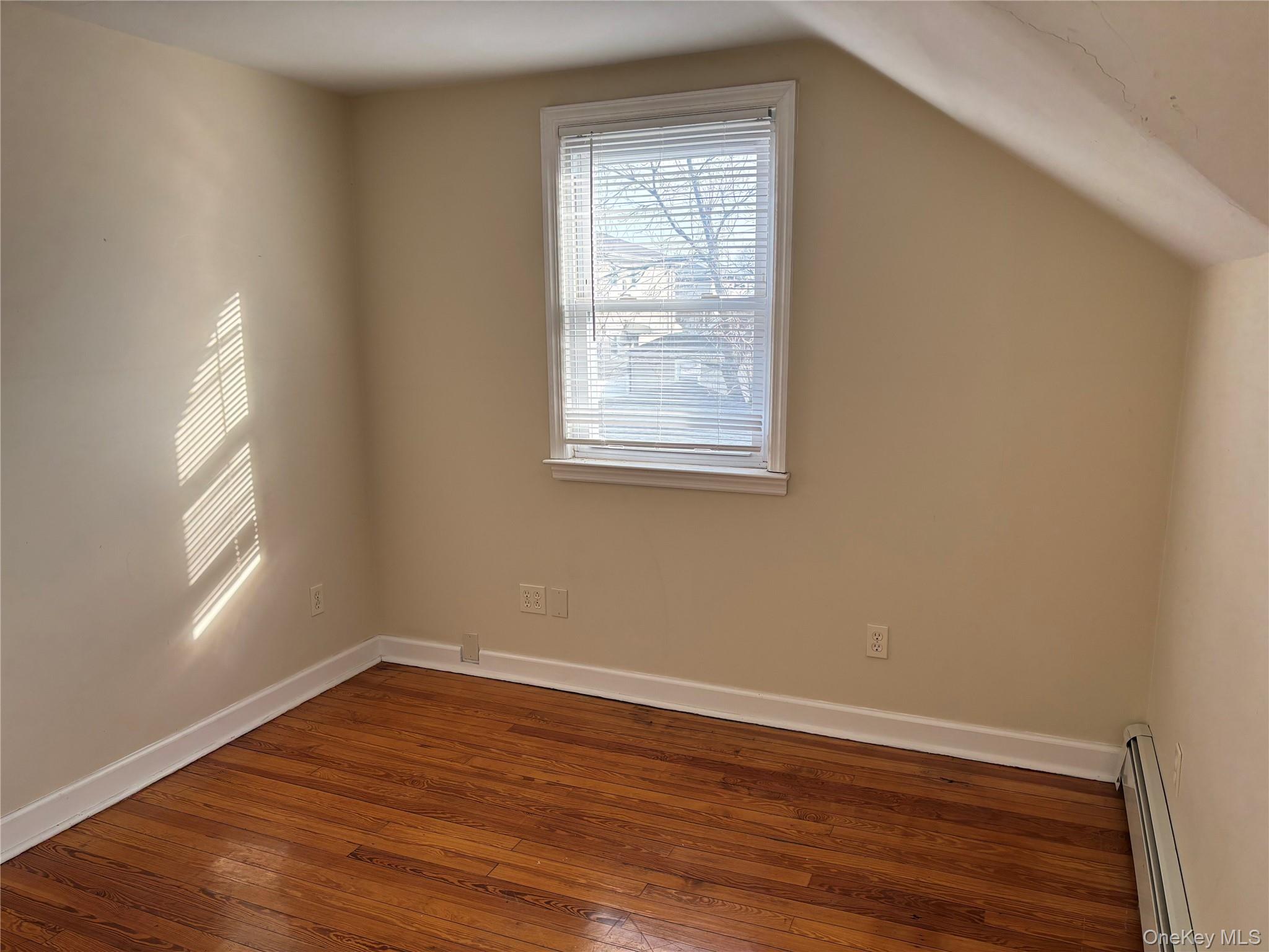 #3 photo, 39 W Jericho Turnpike, Нассау ‖ Mineola , NY 11501