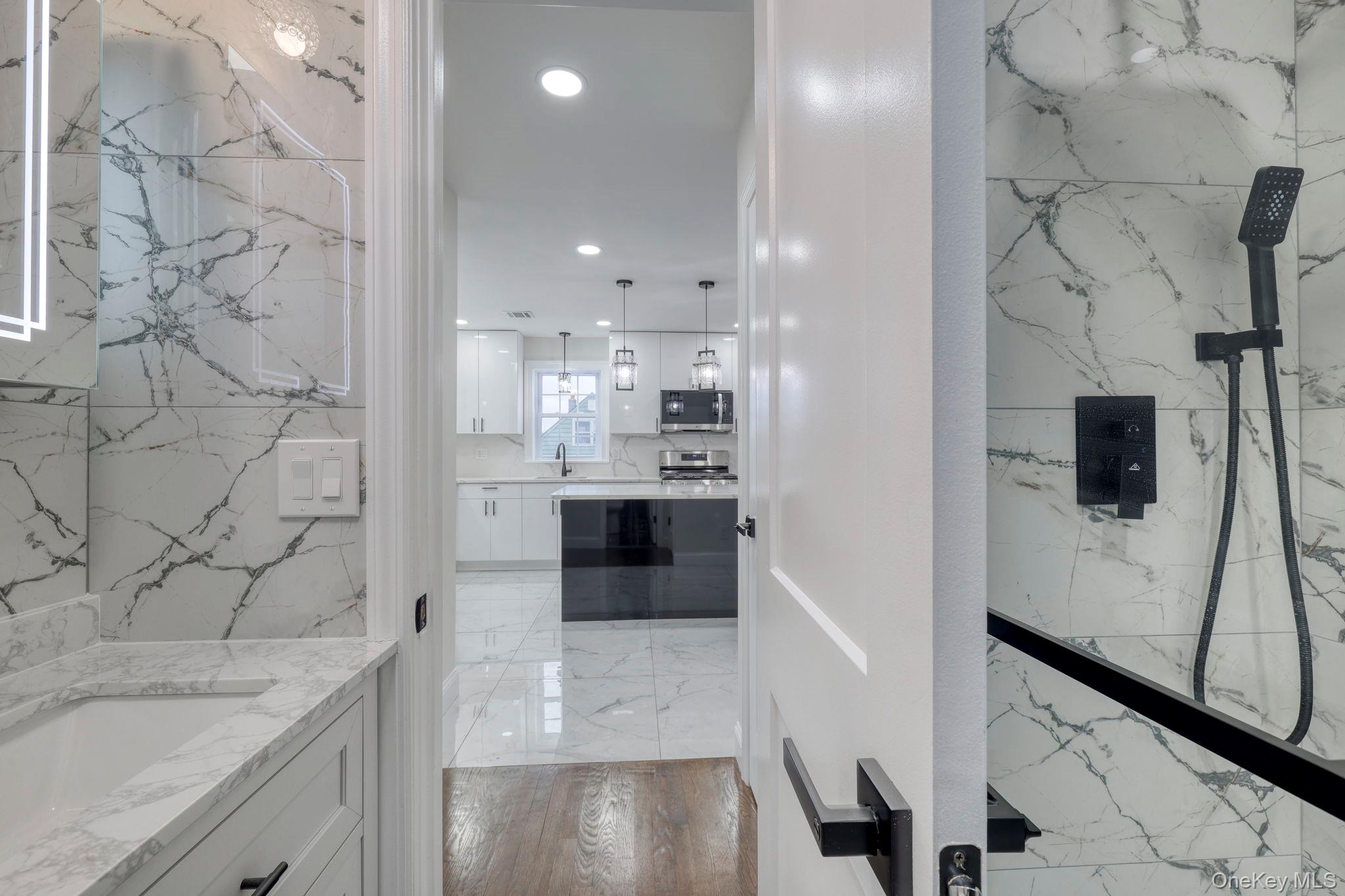 #12 photo, 3342 State Route 42, 紐約州 Monticello , NY 12701