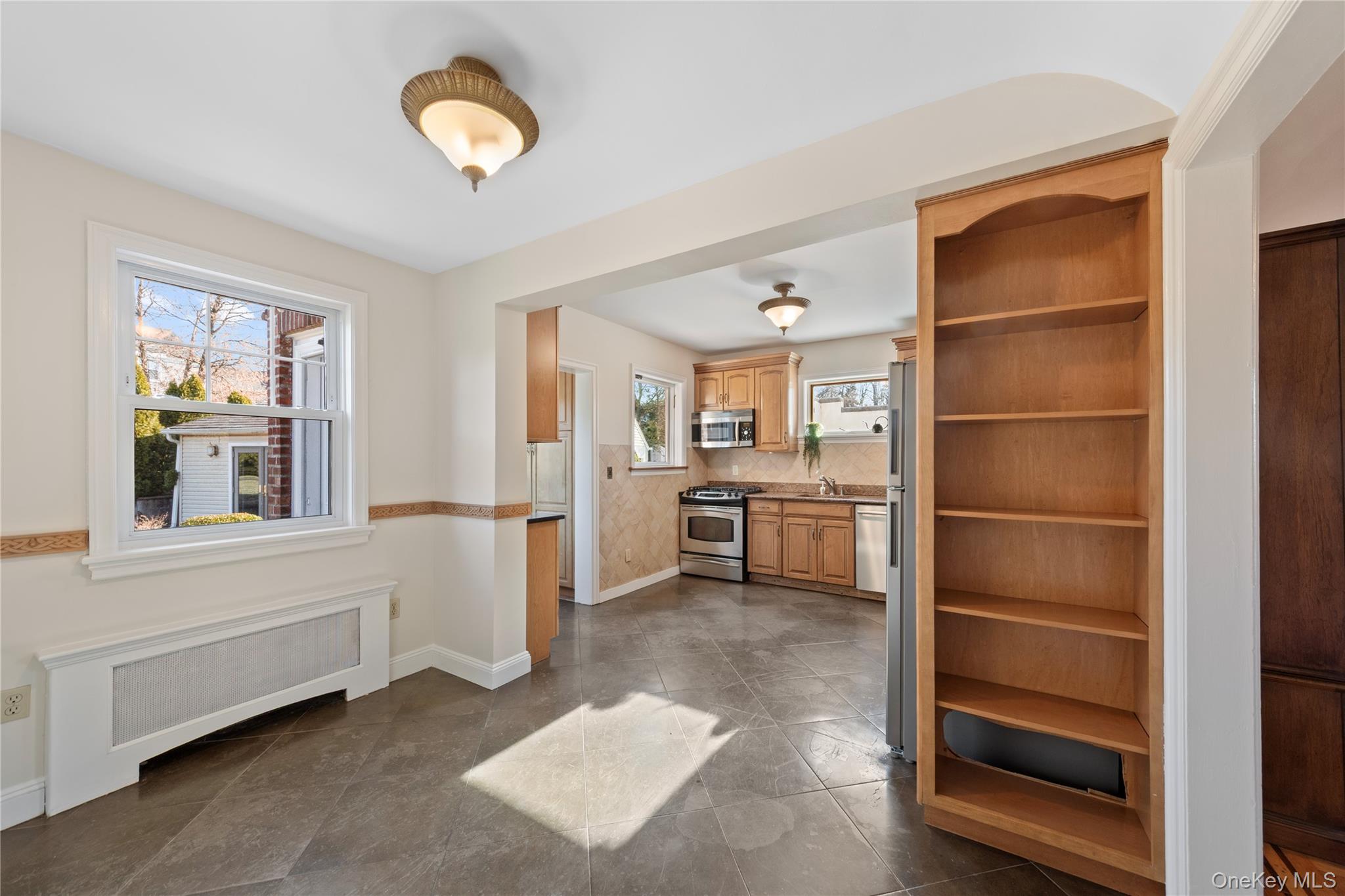 #15 photo, 180 Kneeland Avenue, Yonkers , NY 10705