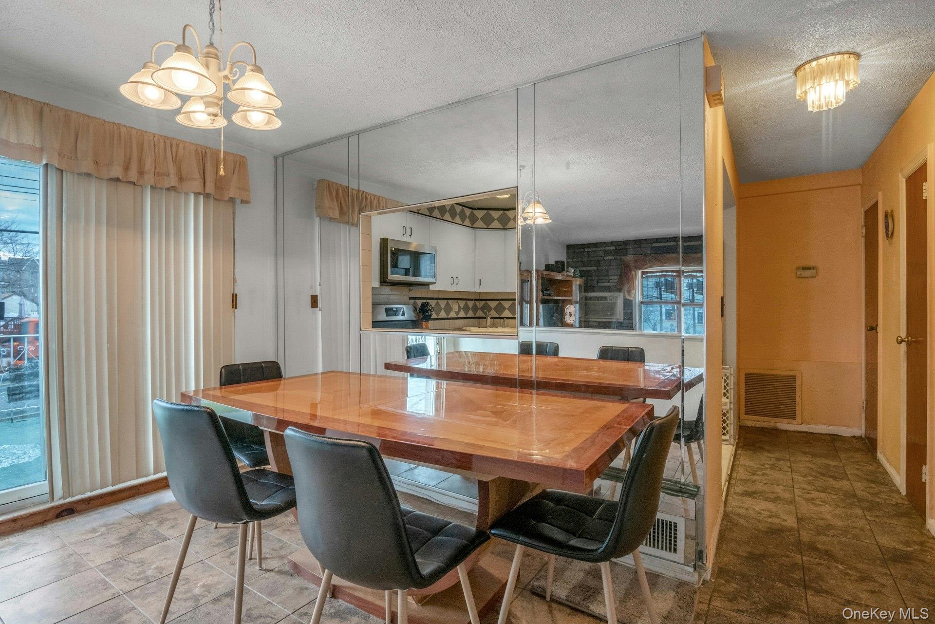 #16 photo, 1103 Stadium Avenue, برونكس Bronx , NY 10465