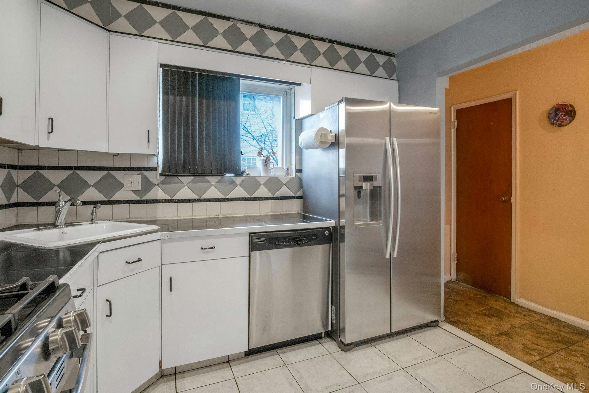 #19 photo, 1103 Stadium Avenue, برونكس Bronx , NY 10465