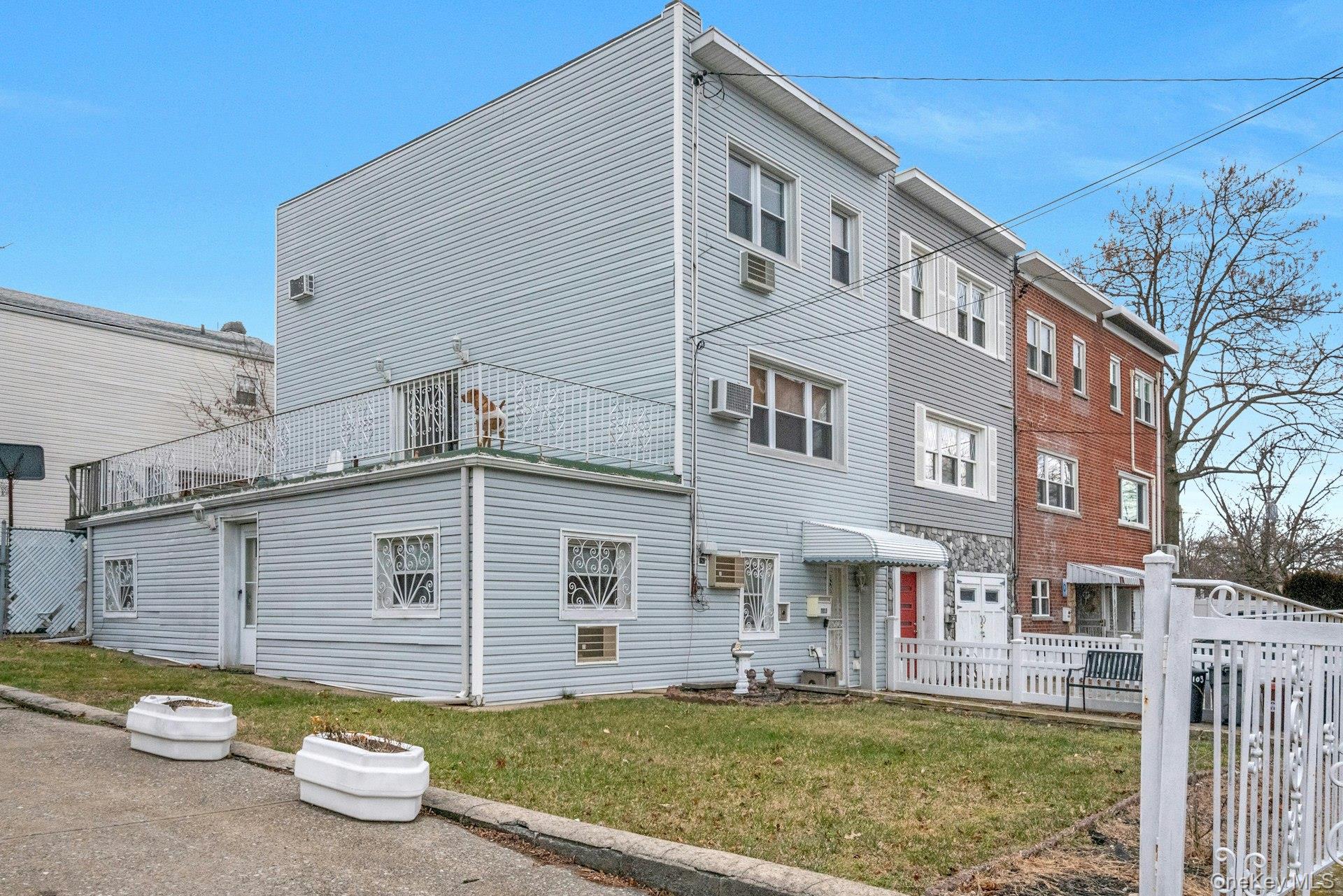 #2 photo, 1103 Stadium Avenue, برونكس Bronx , NY 10465