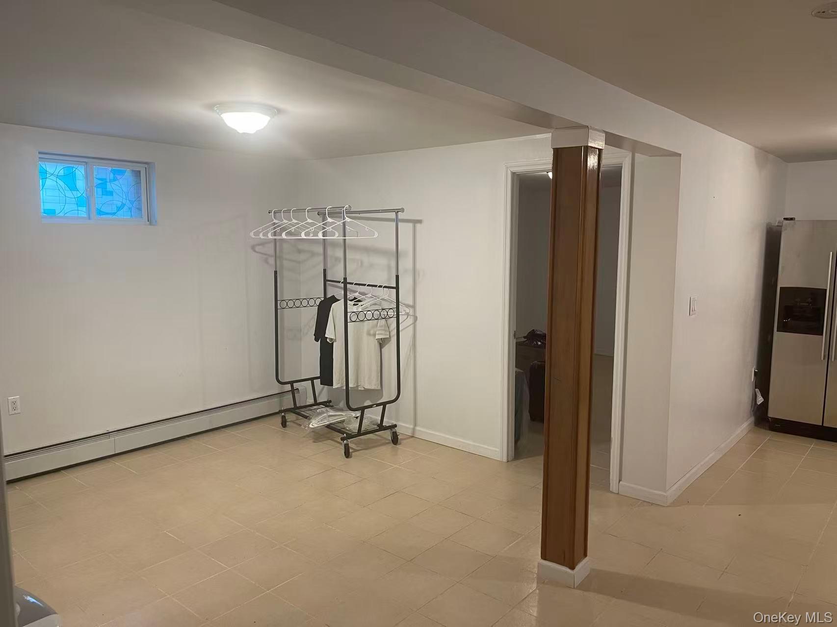 #12 photo, 50-24 232nd Street, কুইন্‌স Oakland Gardens , NY 11364