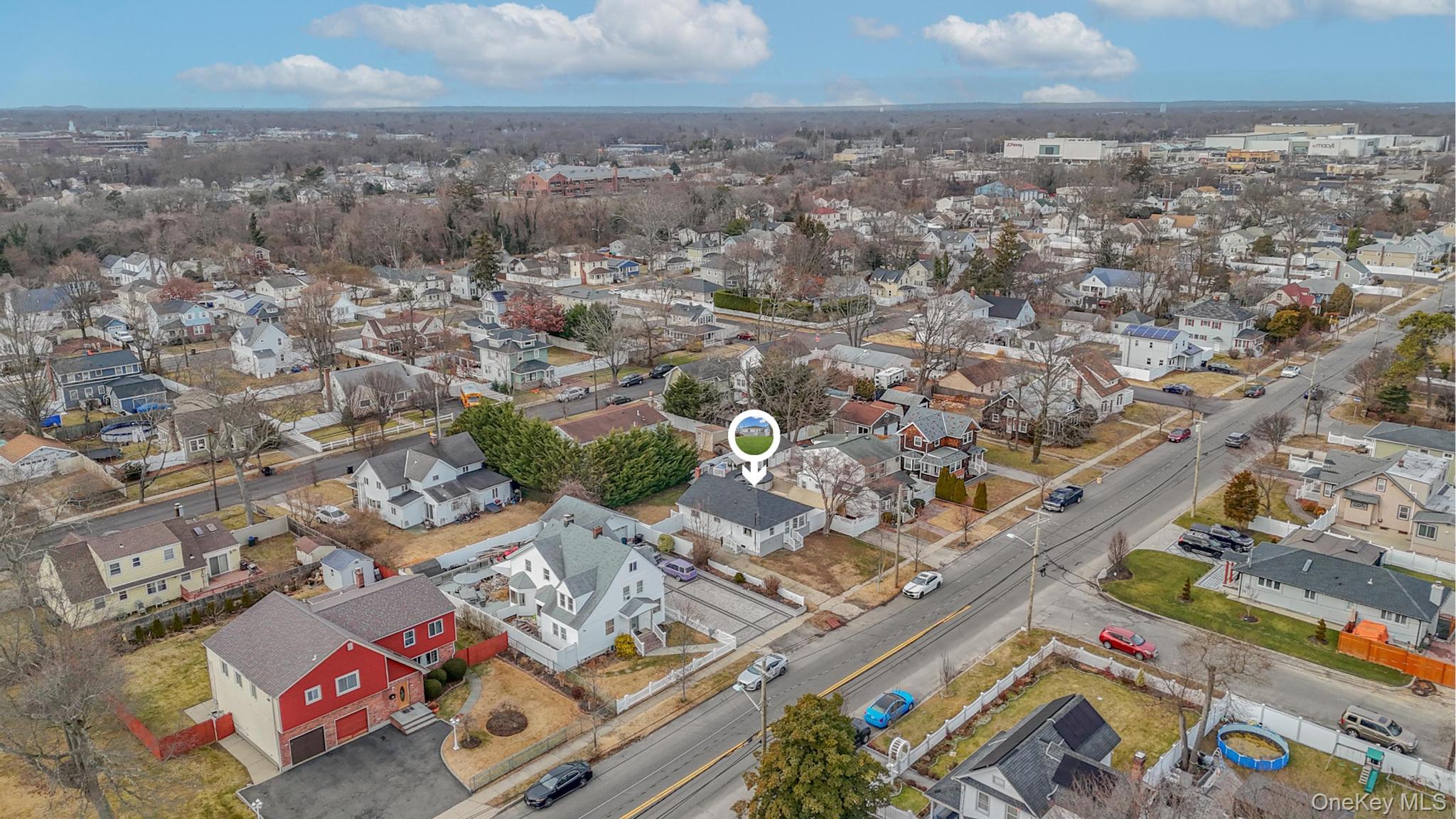 #6 photo, 88 N Penataquit Avenue, Саффолк ‖ Bay Shore , NY 11706