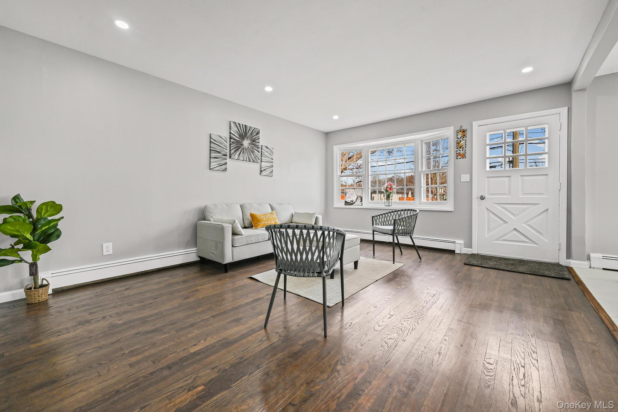 #9 photo, 88 N Penataquit Avenue, Саффолк ‖ Bay Shore , NY 11706