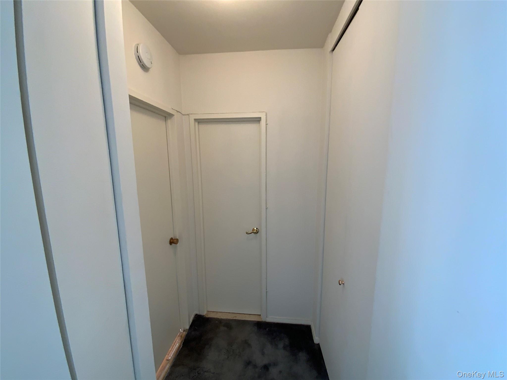 #10 photo, 26910 Grand Central Parkway, كوينز Floral Park , NY 11005