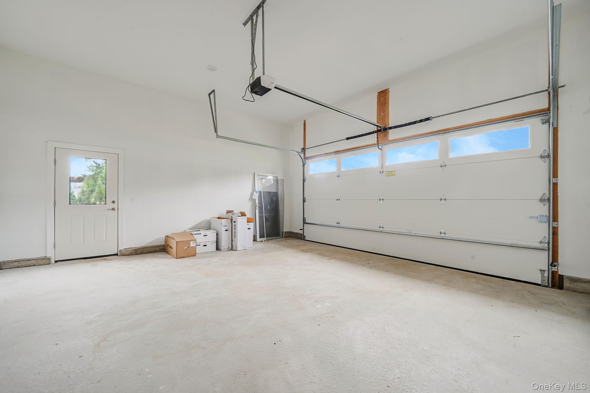 #12 photo, NC Pine Street, Саффолк ‖ Port Jefferson , NY 11776