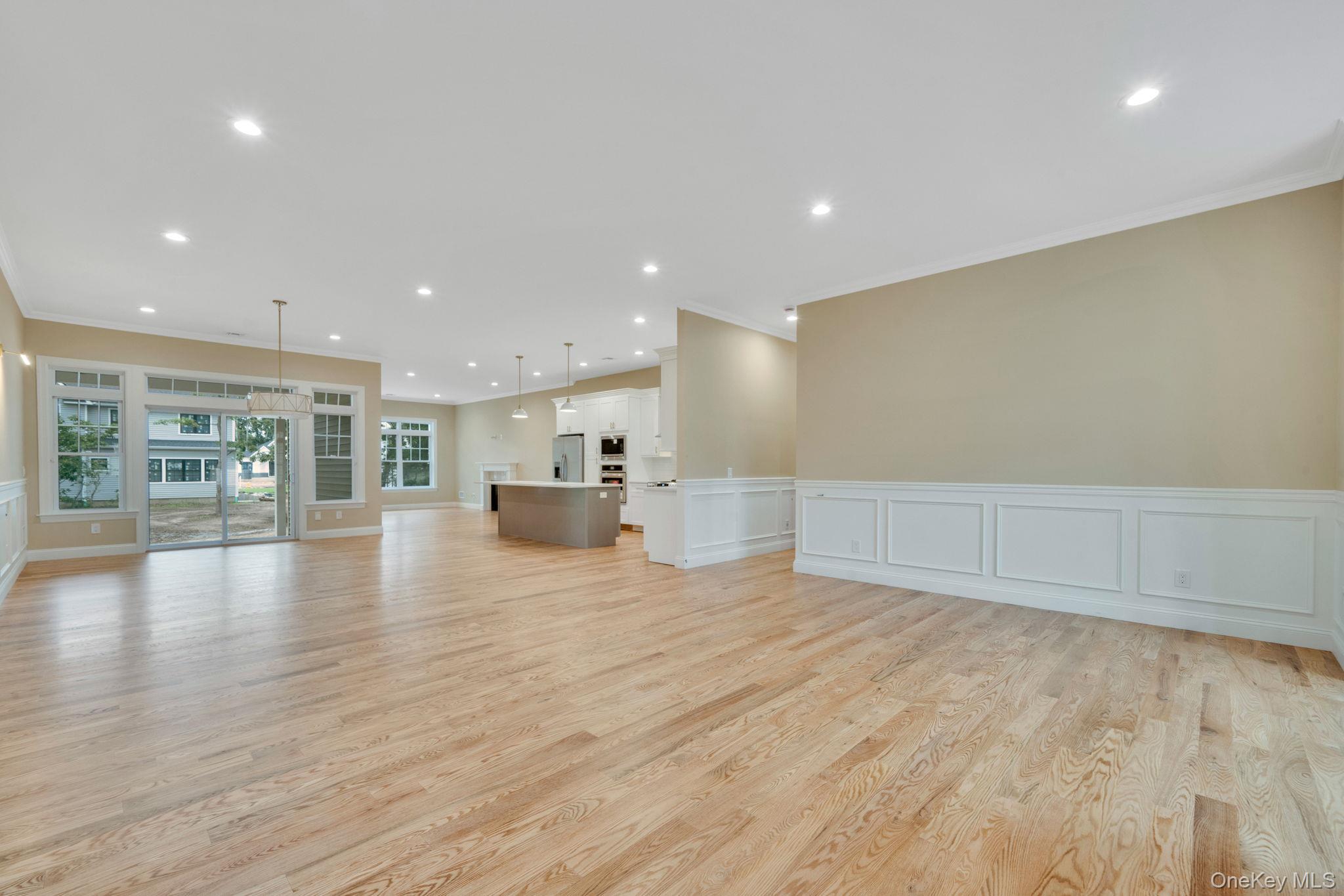 #16 photo, NC Pine Street, Саффолк ‖ Port Jefferson , NY 11776