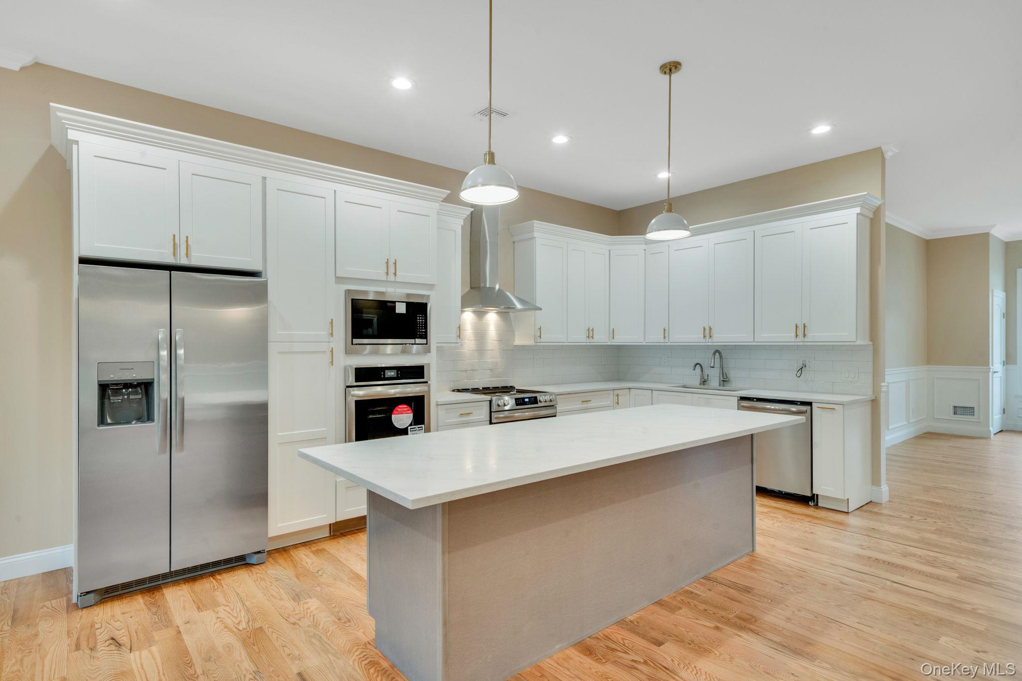 #19 photo, NC Pine Street, Саффолк ‖ Port Jefferson , NY 11776