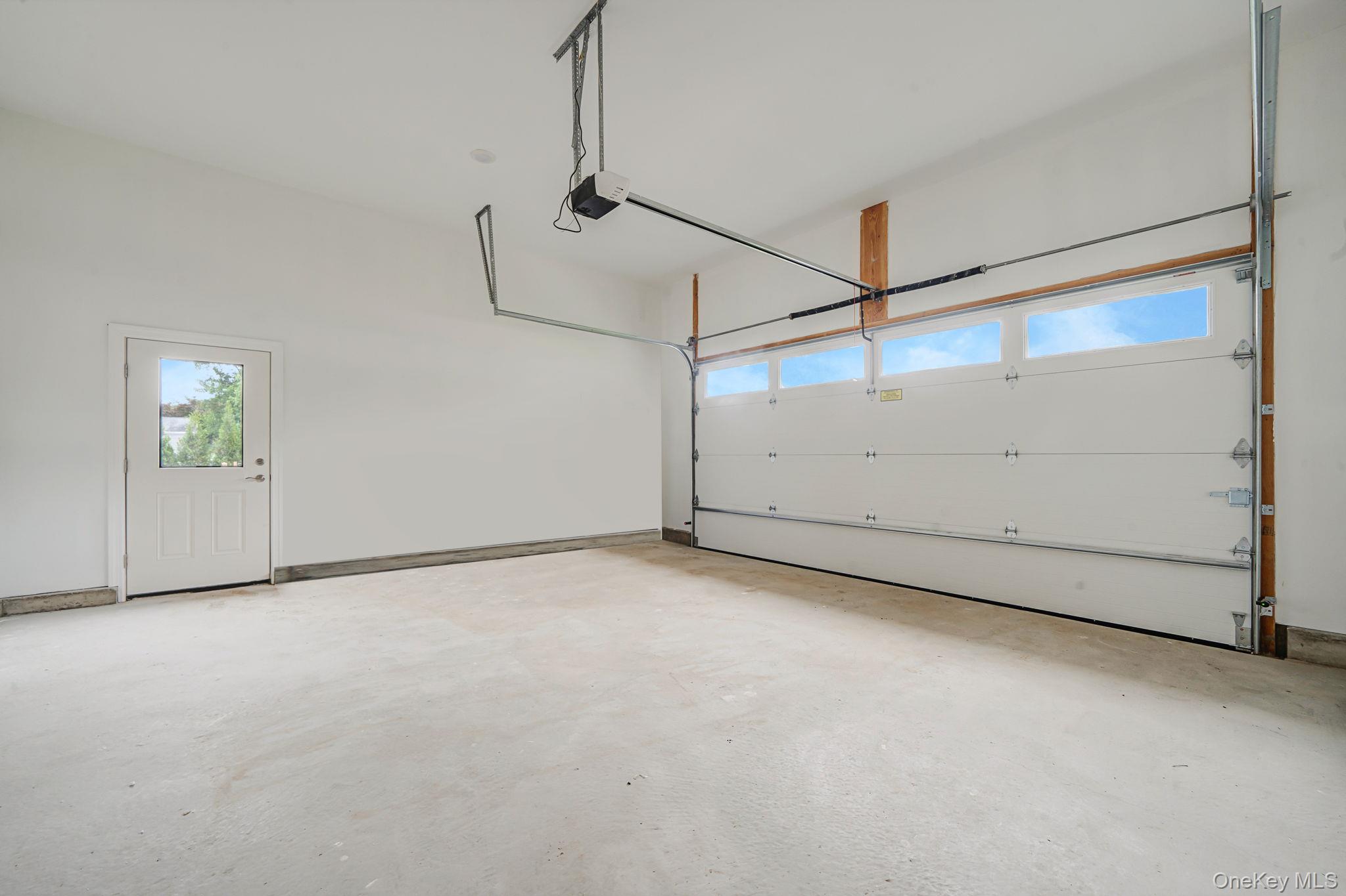 #20 photo, NC Pine Street, Саффолк ‖ Port Jefferson , NY 11776