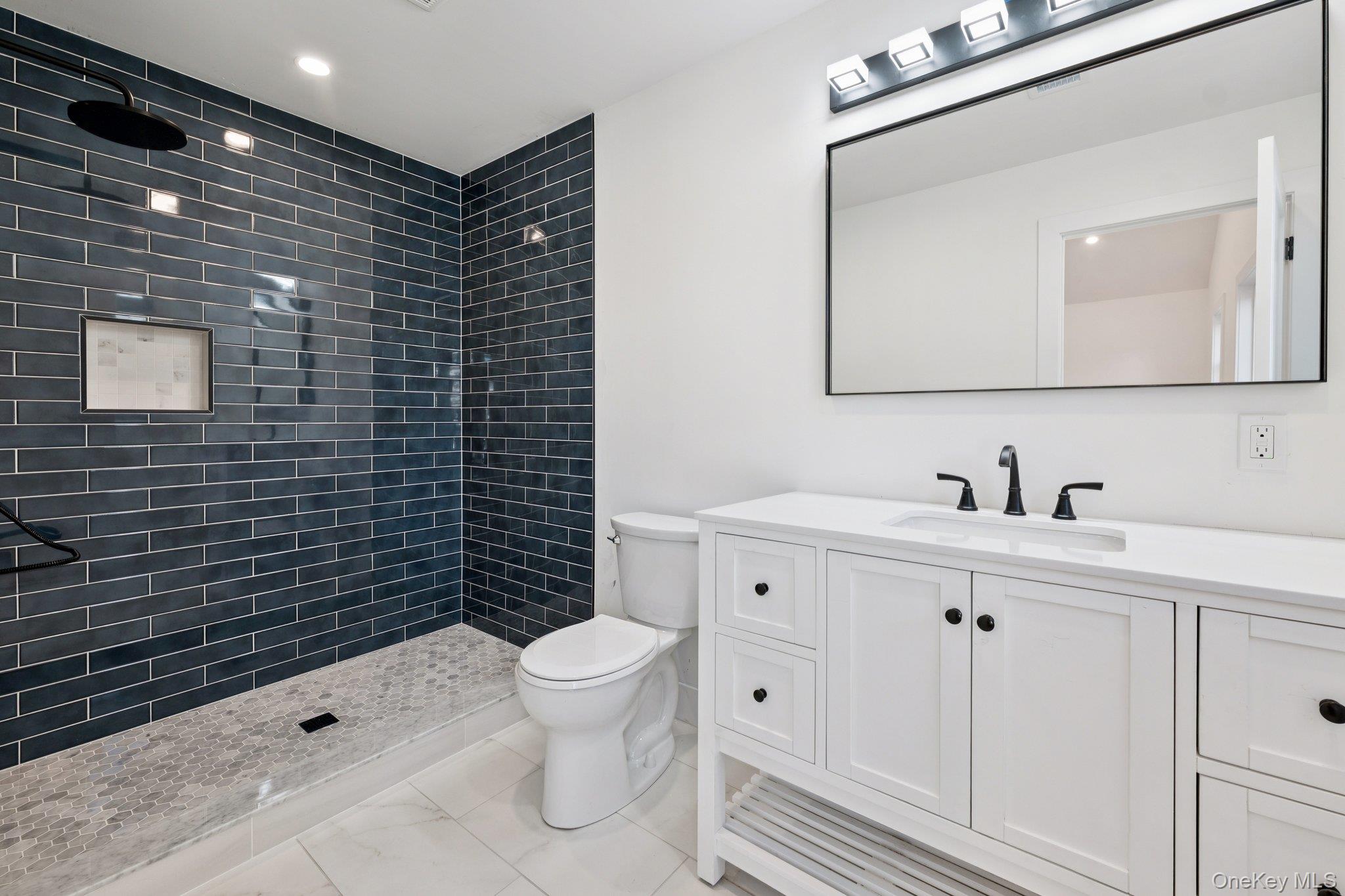 #20 photo, 29 Grant Avenue, 长岛 East Rockaway , NY 11518