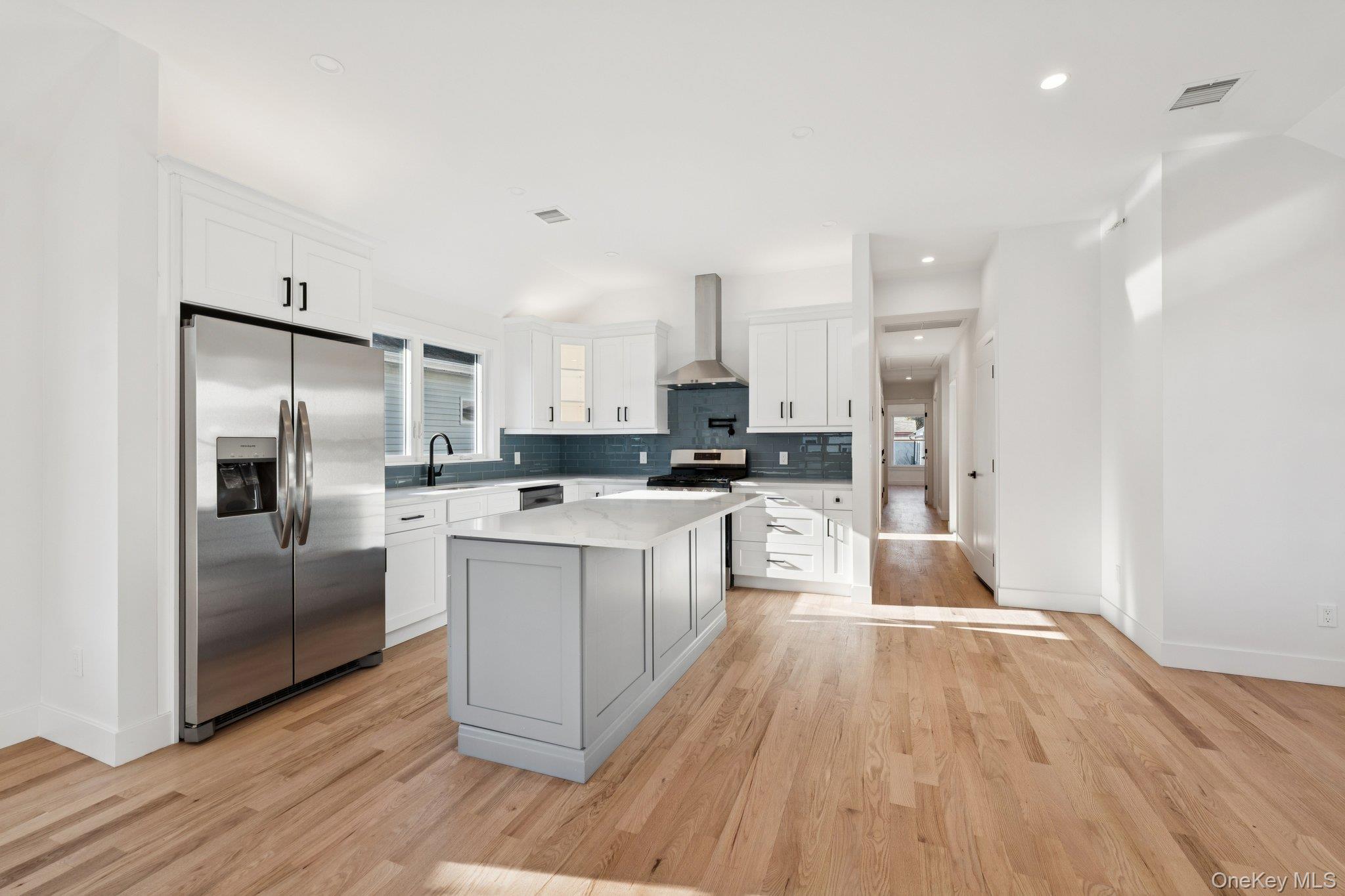 #3 photo, 29 Grant Avenue, 长岛 East Rockaway , NY 11518