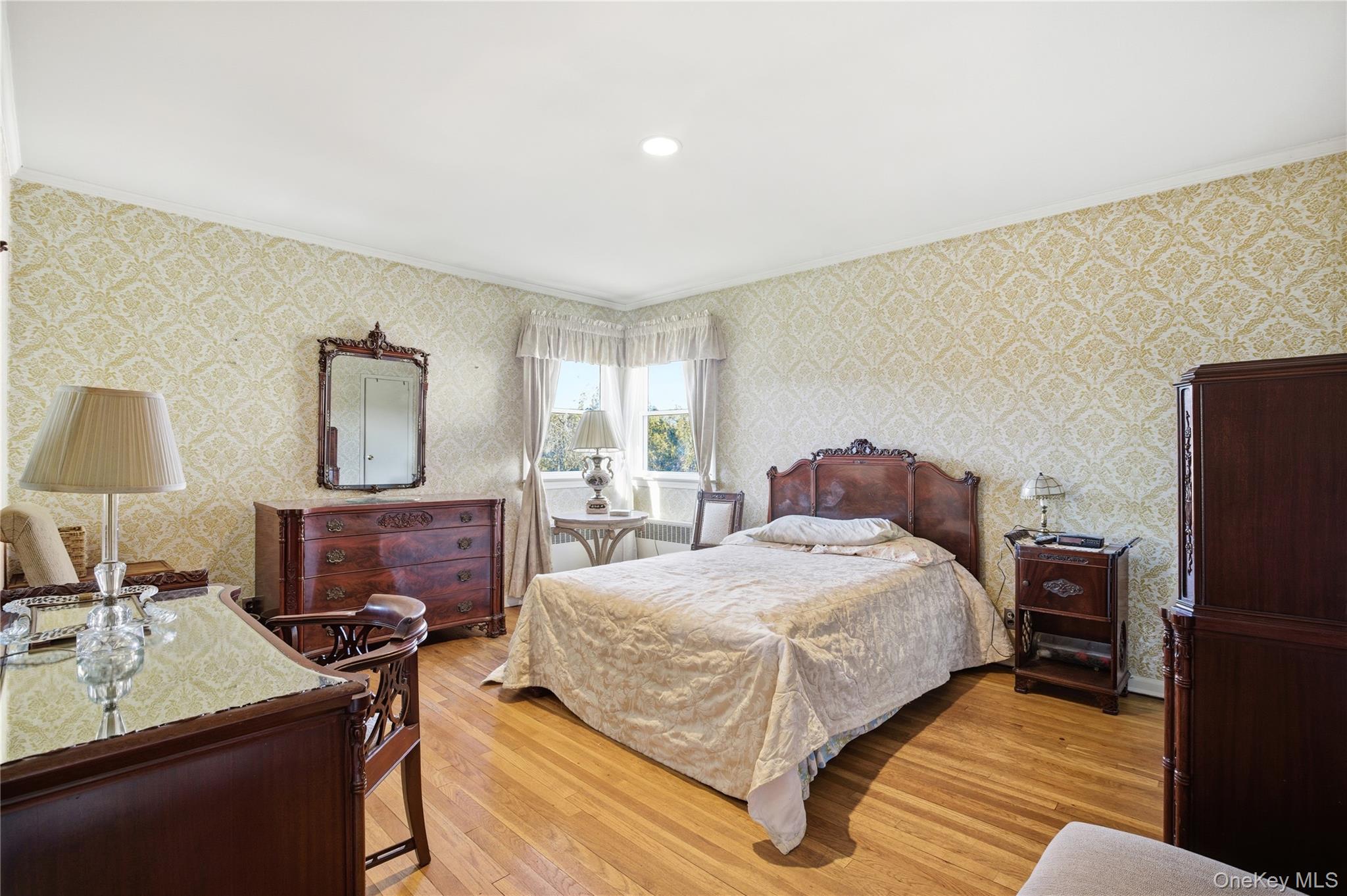 #18 photo, 2717 216th Street, كوينز Bayside , NY 11360