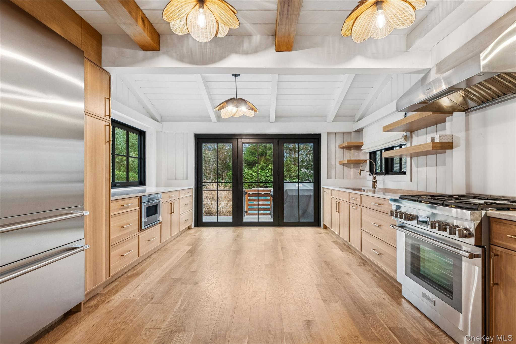 #10 photo, 70 Glenview Drive, Саффолк ‖ Southampton , NY 11968