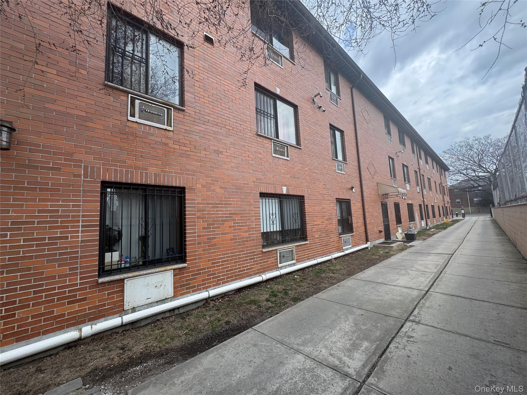 #11 photo, 7548 Parsons Boulevard, Fresh Meadows , NY 11366