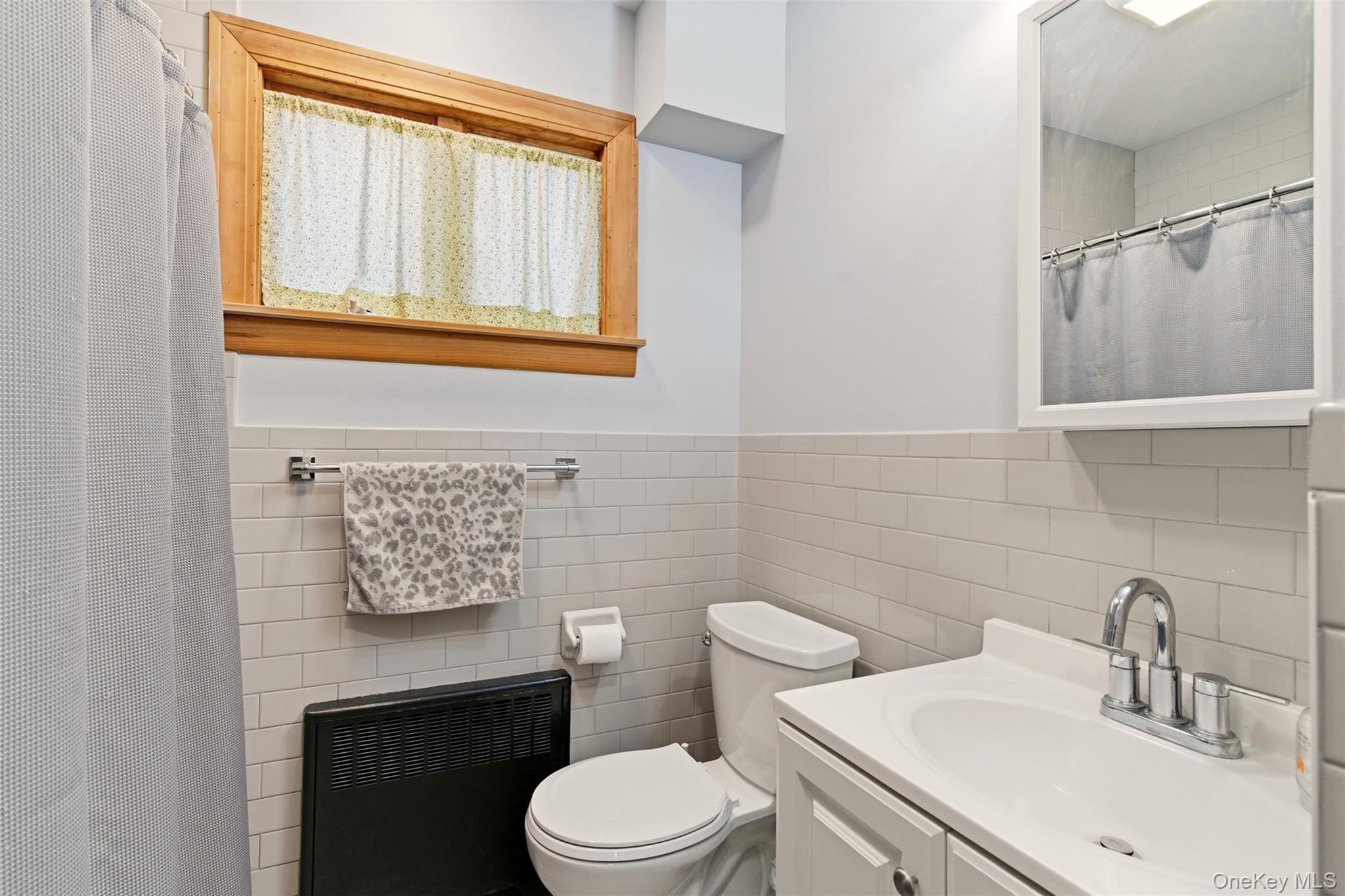 #13 photo, 14 Starlight Court, Саффолк ‖ West Babylon , NY 11704