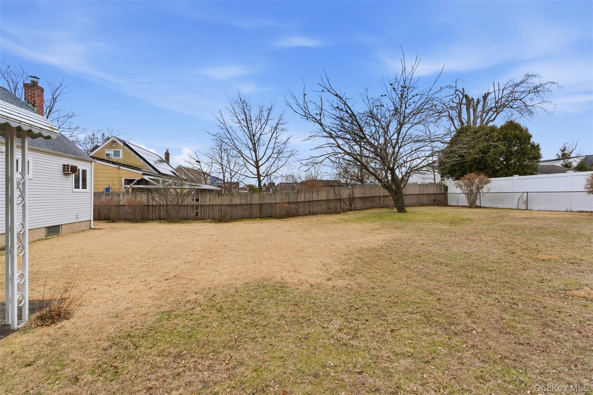 #20 photo, 14 Starlight Court, Саффолк ‖ West Babylon , NY 11704