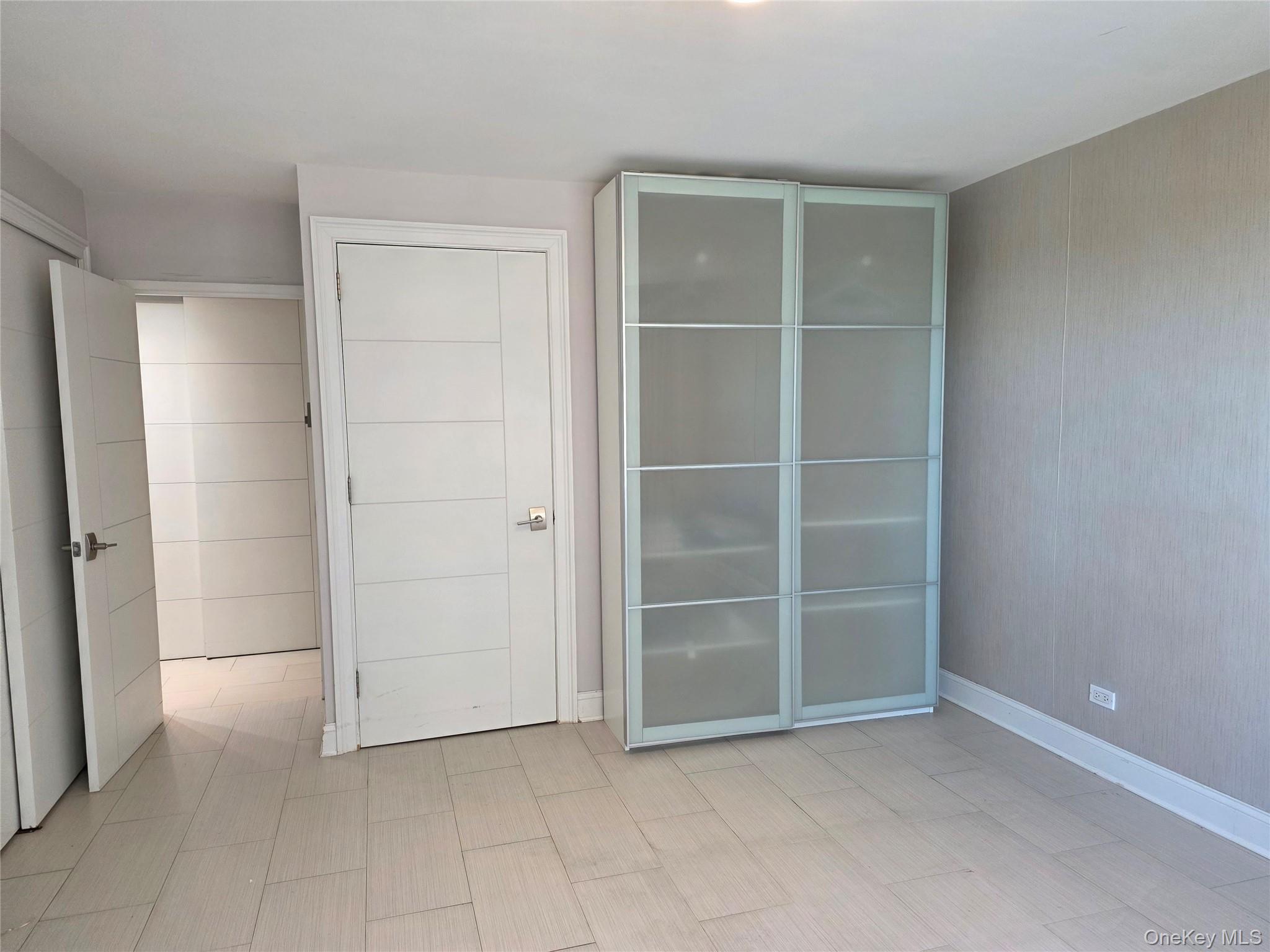 #7 photo, 18-05 215th Street, كوينز Bayside , NY 11360