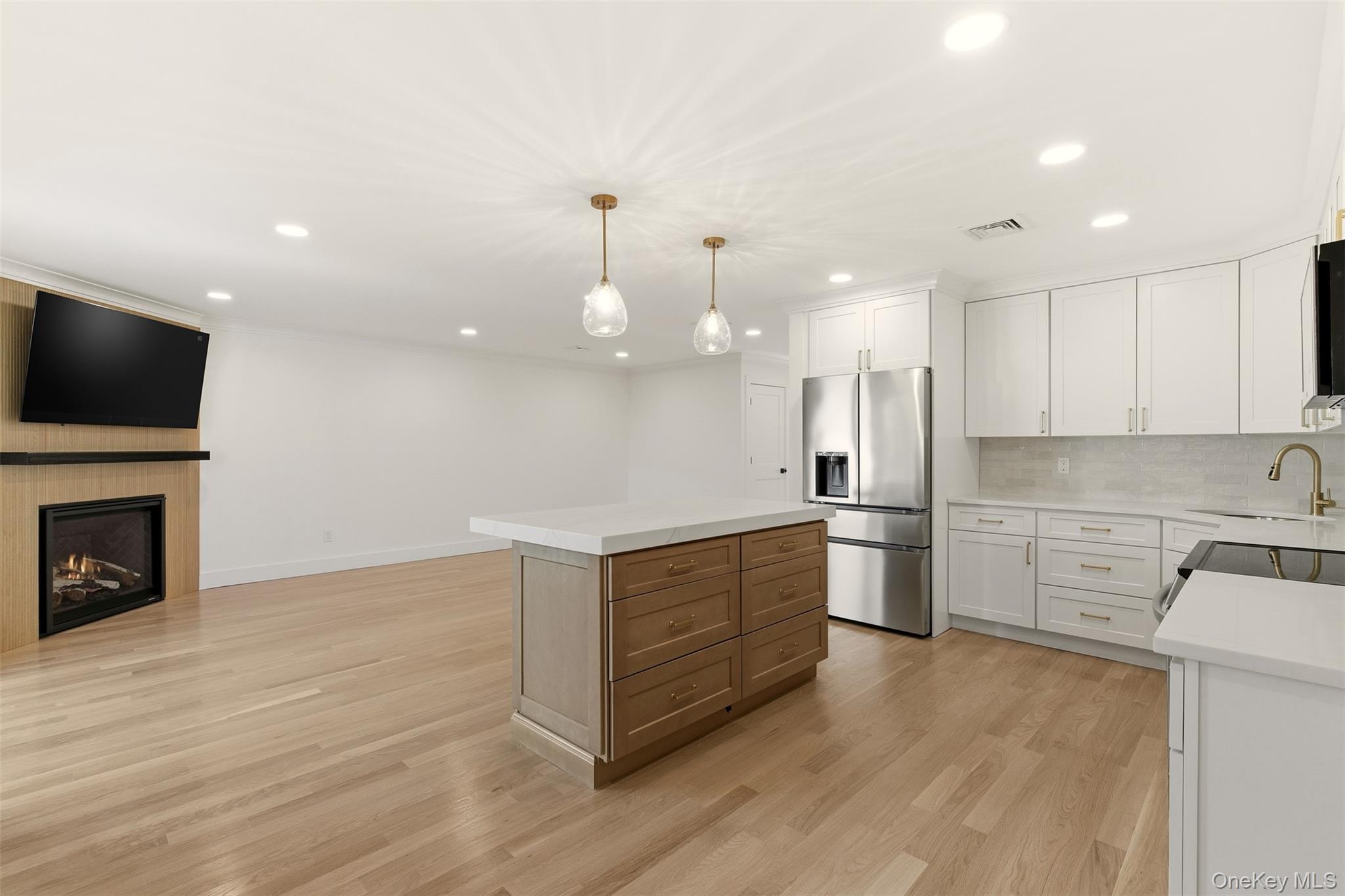 #10 photo, 11 Plantation Drive, Саффолк ‖ Hauppauge , NY 11788