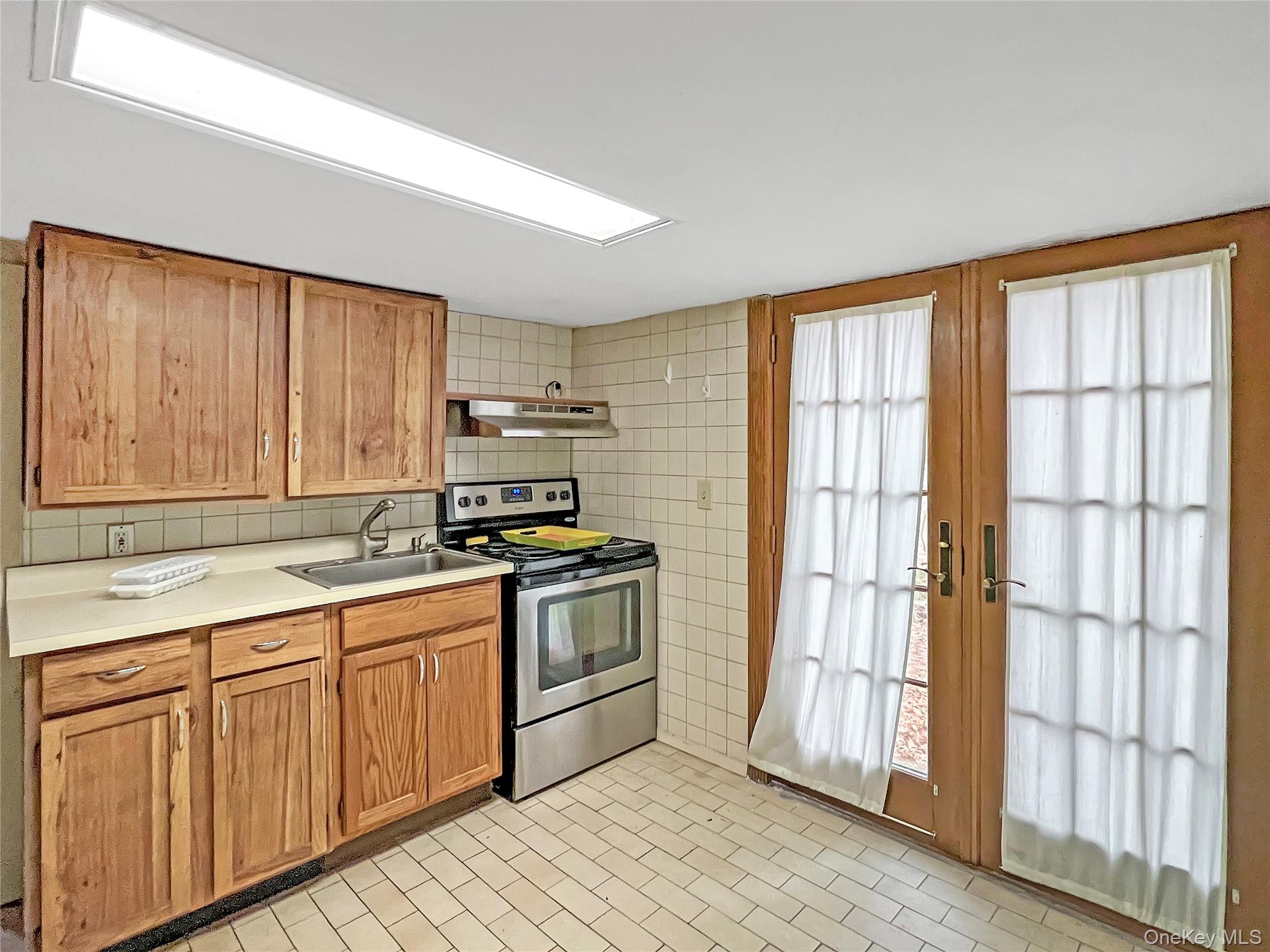 #19 photo, 118 Shelter Rock Road, Нассау ‖ Roslyn , NY 11576