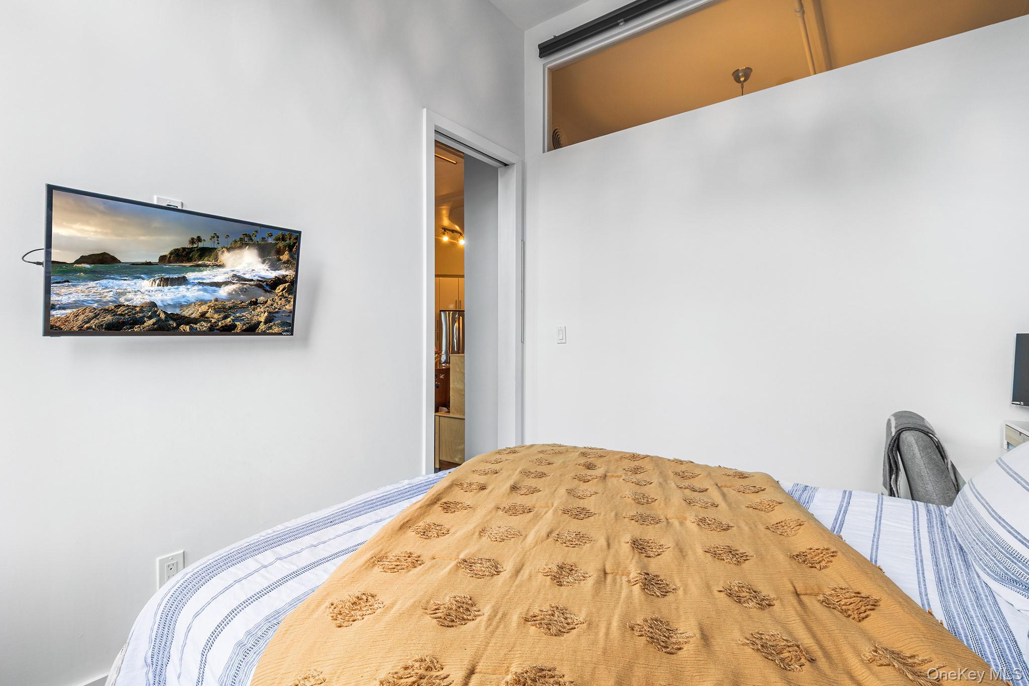 #11 photo, 176 Johnson Street, Brooklyn , NY 11201