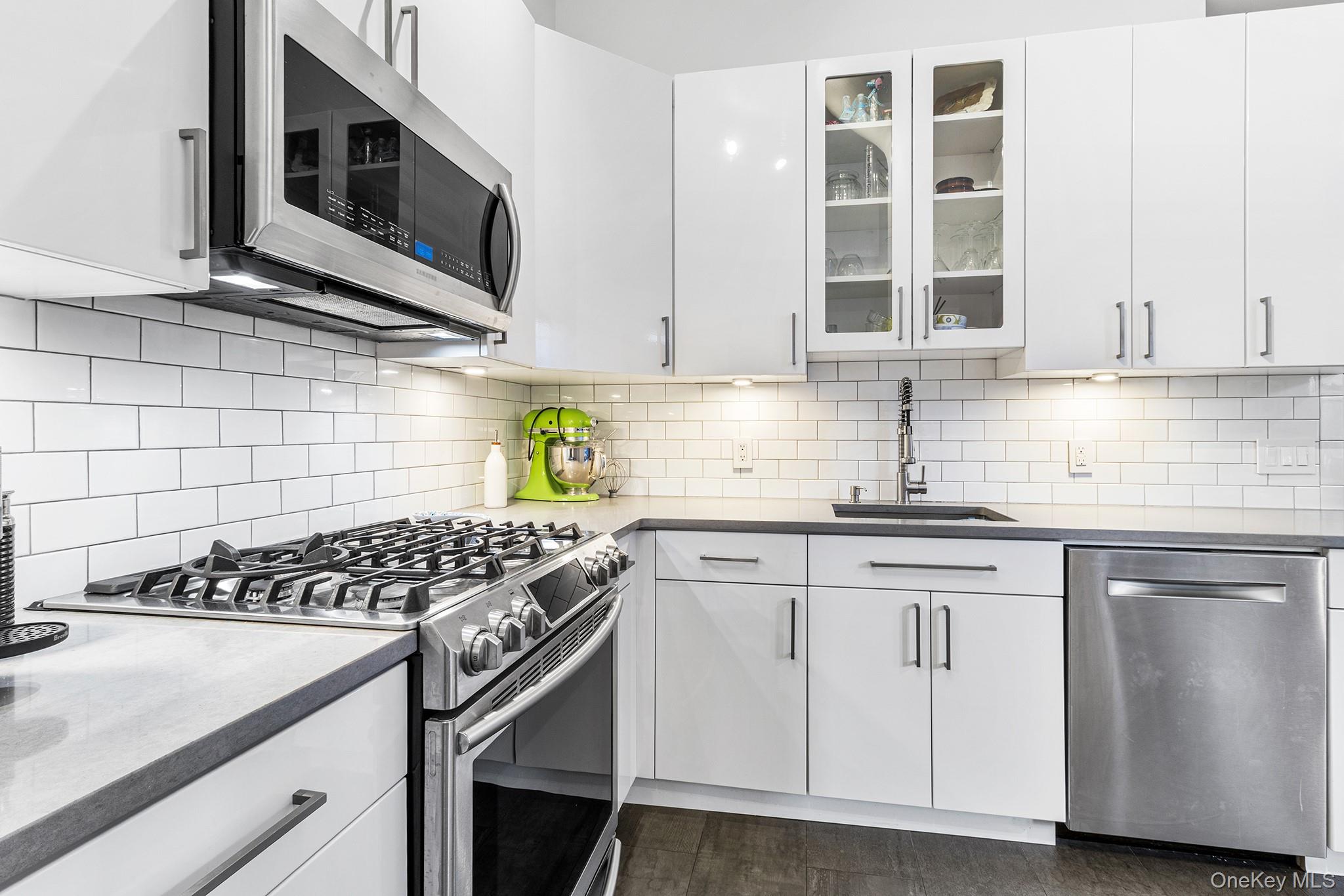 #8 photo, 176 Johnson Street, Brooklyn , NY 11201