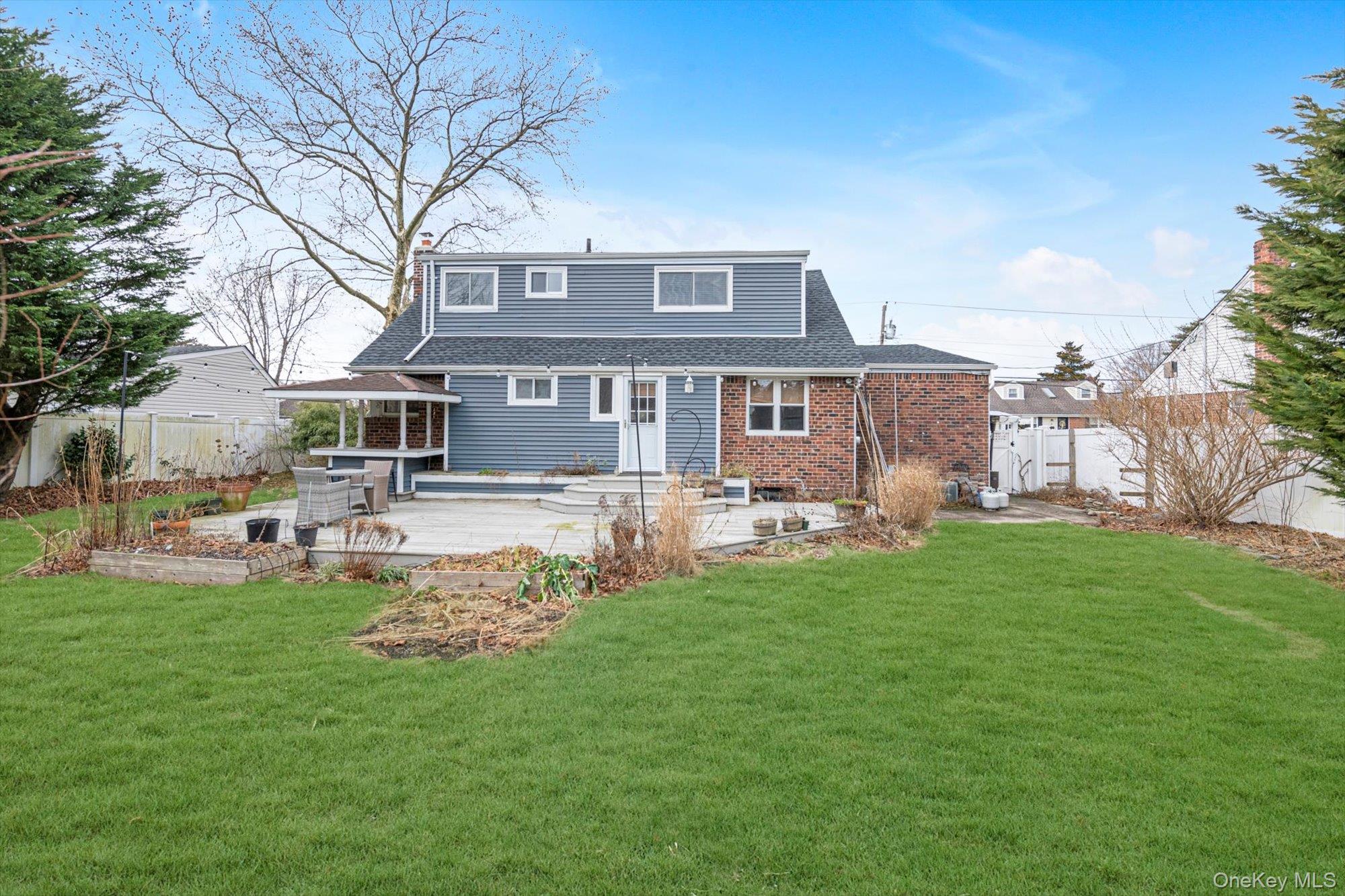 #16 photo, 111 Elberta Drive, Саффолк ‖ East Northport , NY 11731